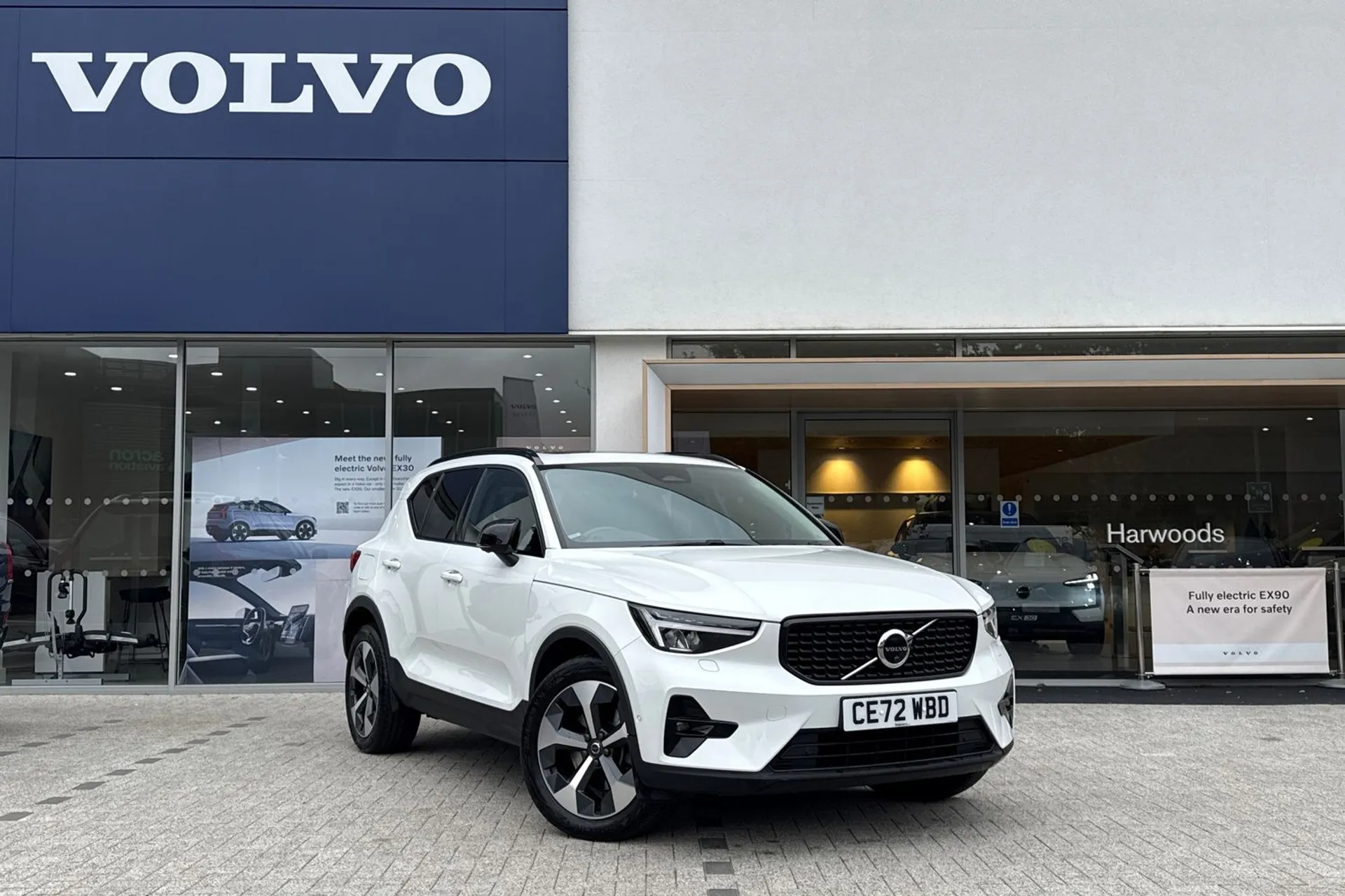 Volvo XC40 focused image