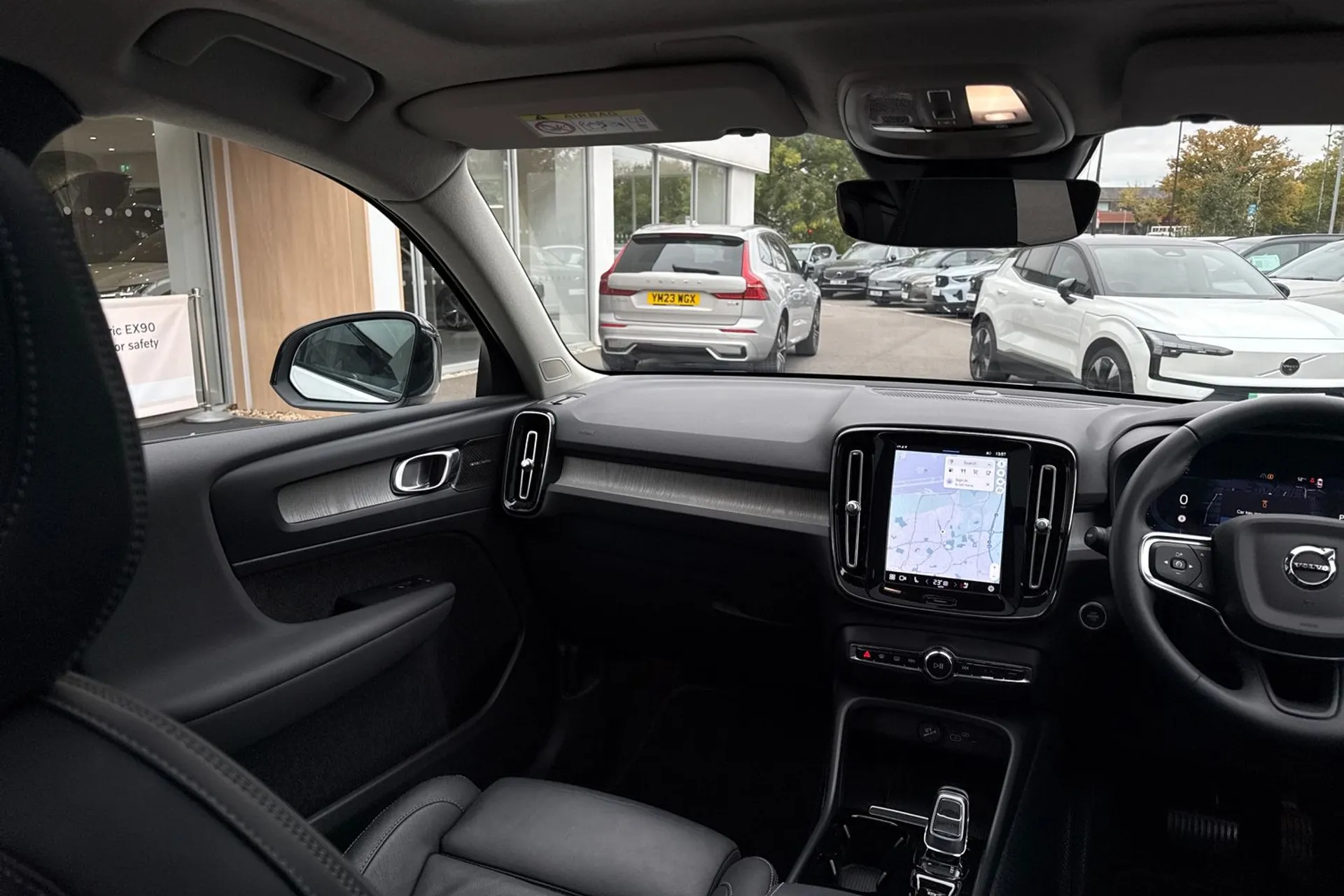 Volvo XC40 thumbnail image number 31