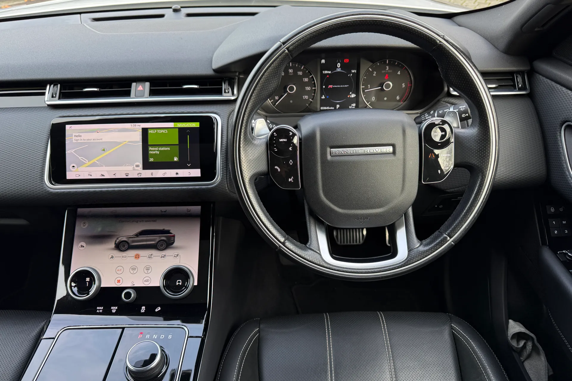 LAND ROVER RANGE ROVER VELAR thumbnail image number 24