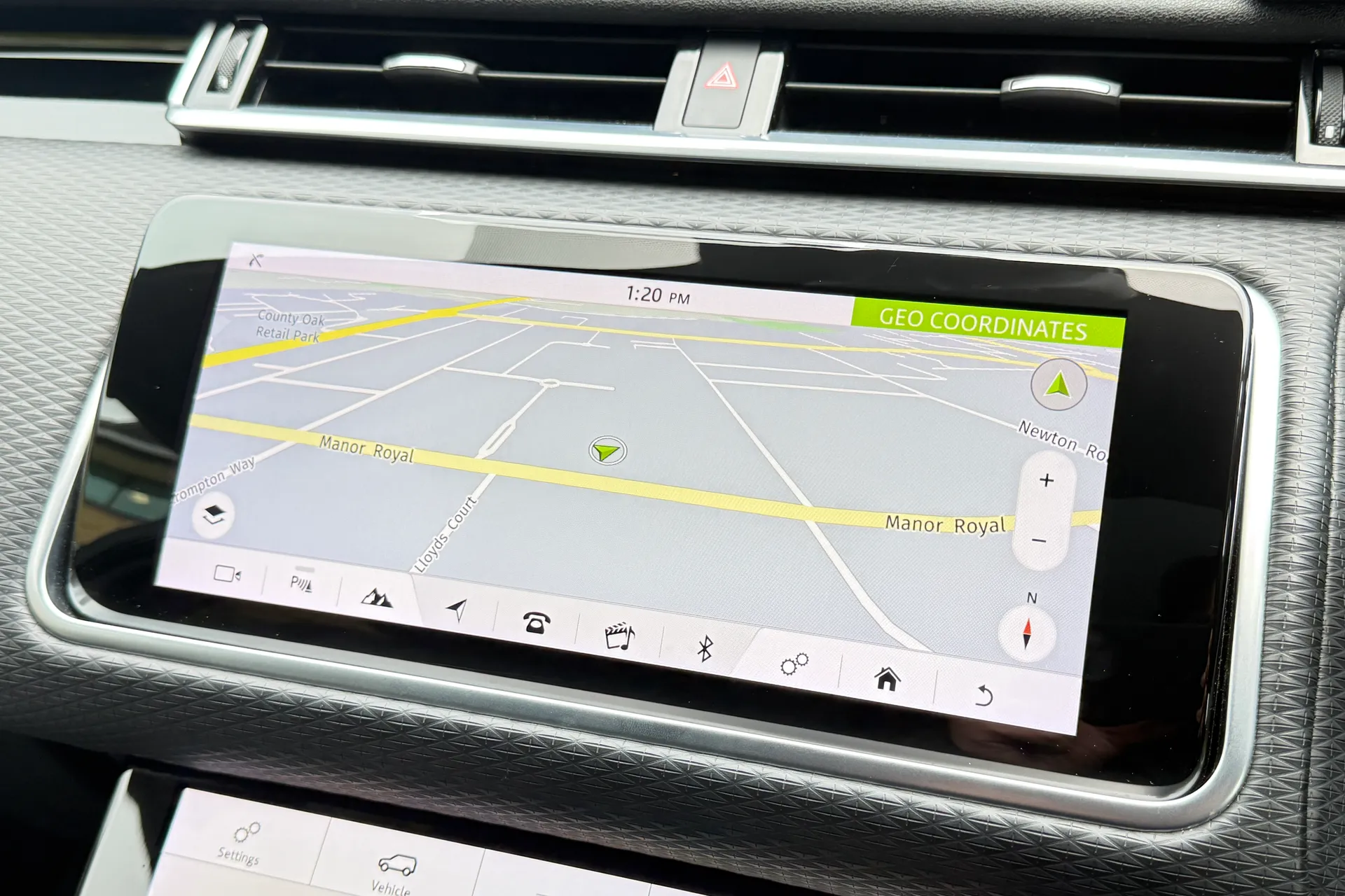 LAND ROVER RANGE ROVER VELAR thumbnail image number 7