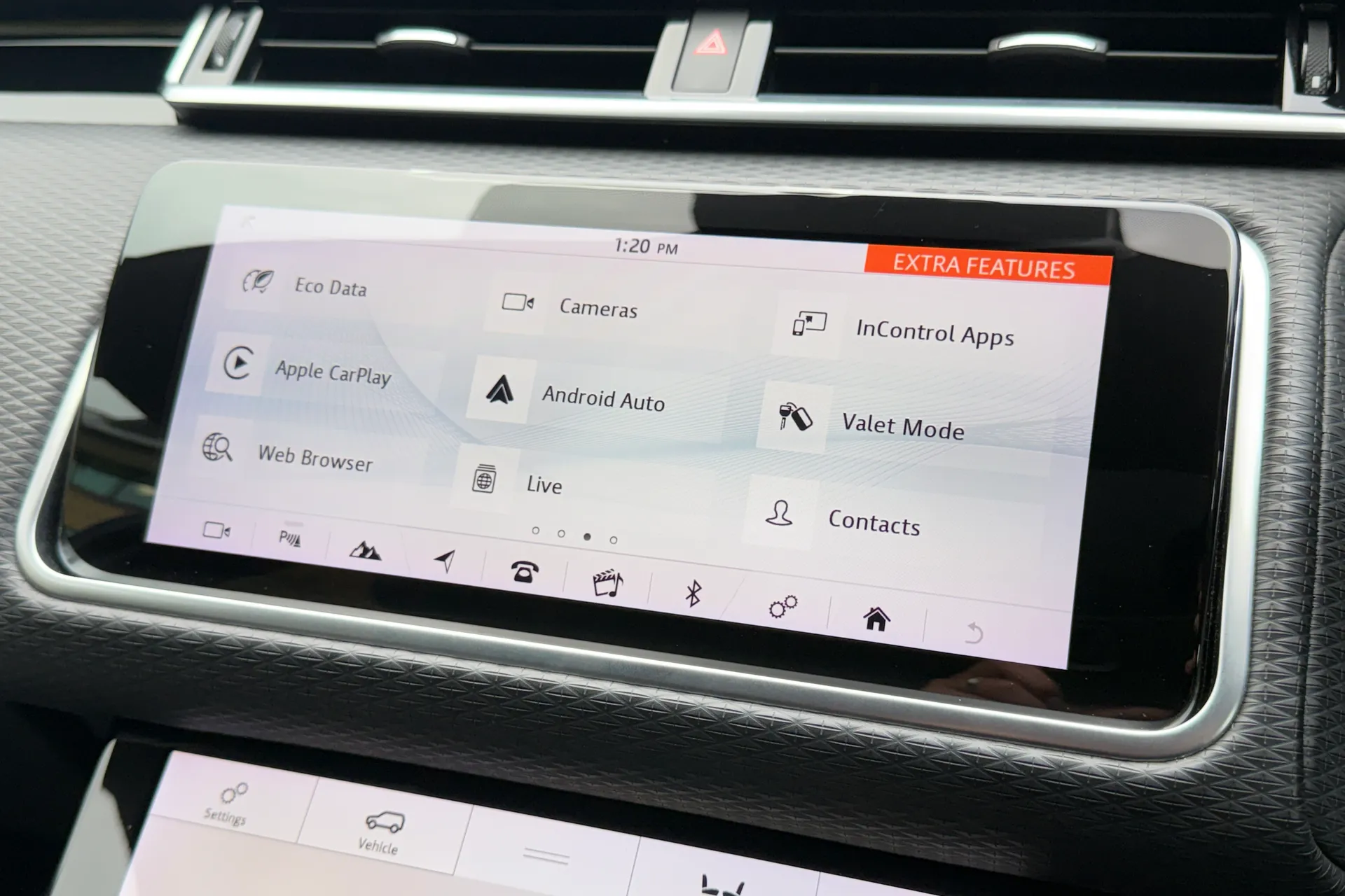 LAND ROVER RANGE ROVER VELAR thumbnail image number 29