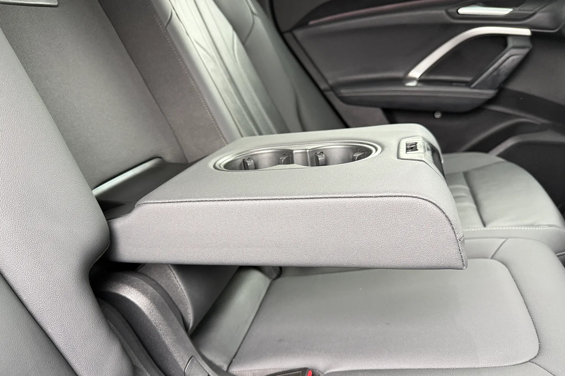 Audi Q5 thumbnail image number 48