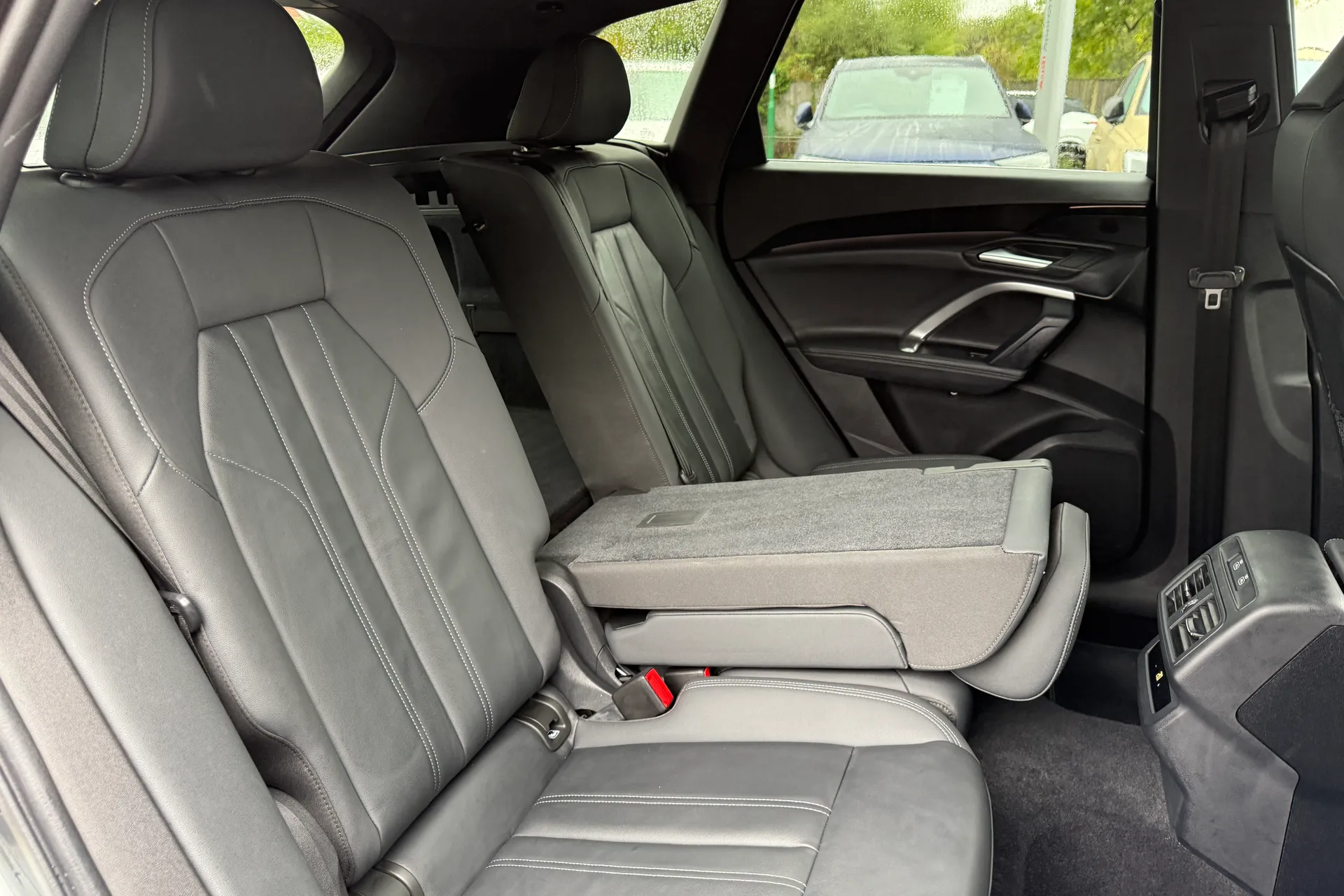 Audi Q5 thumbnail image number 49