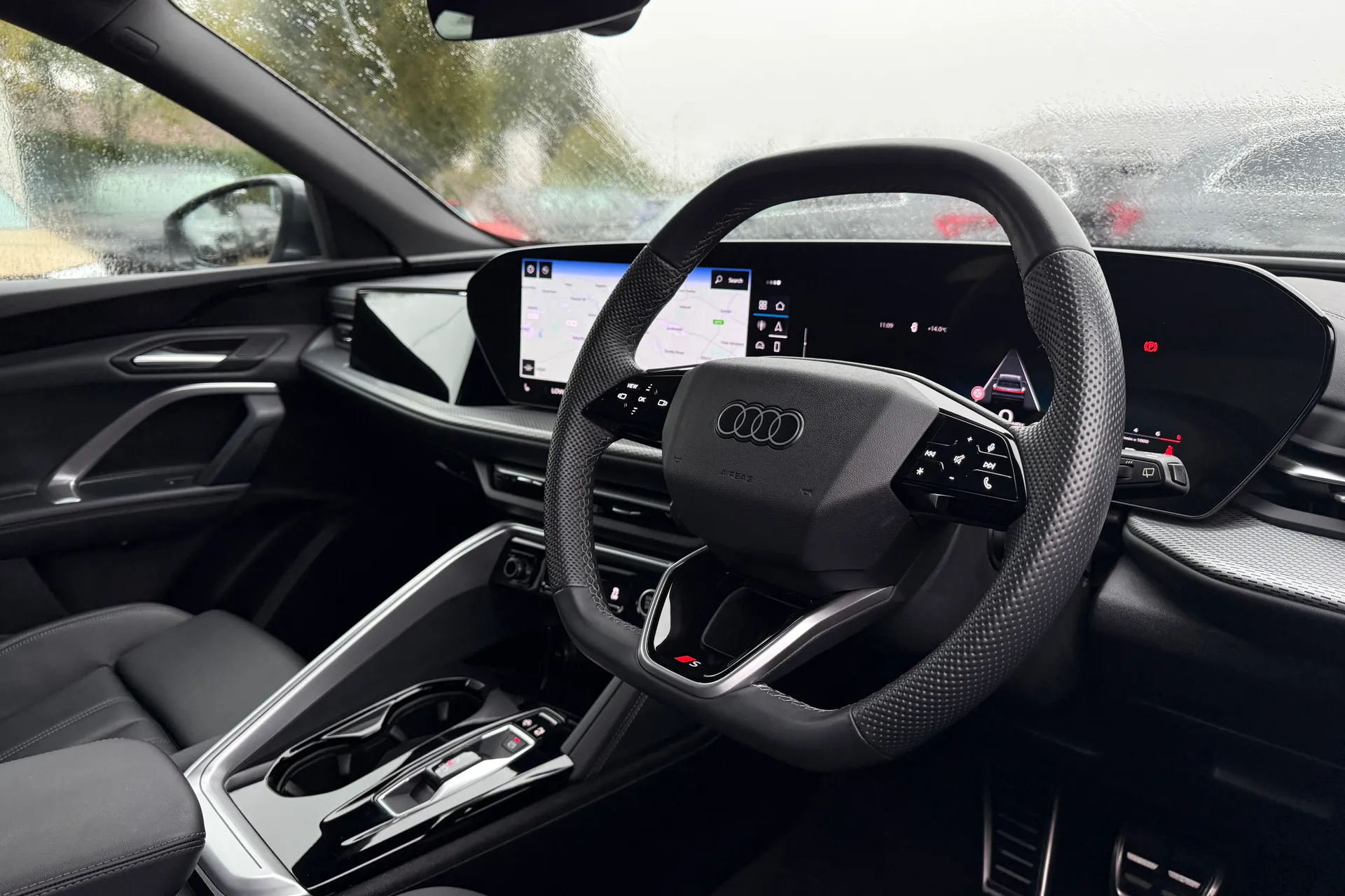 Audi Q5 thumbnail image number 31