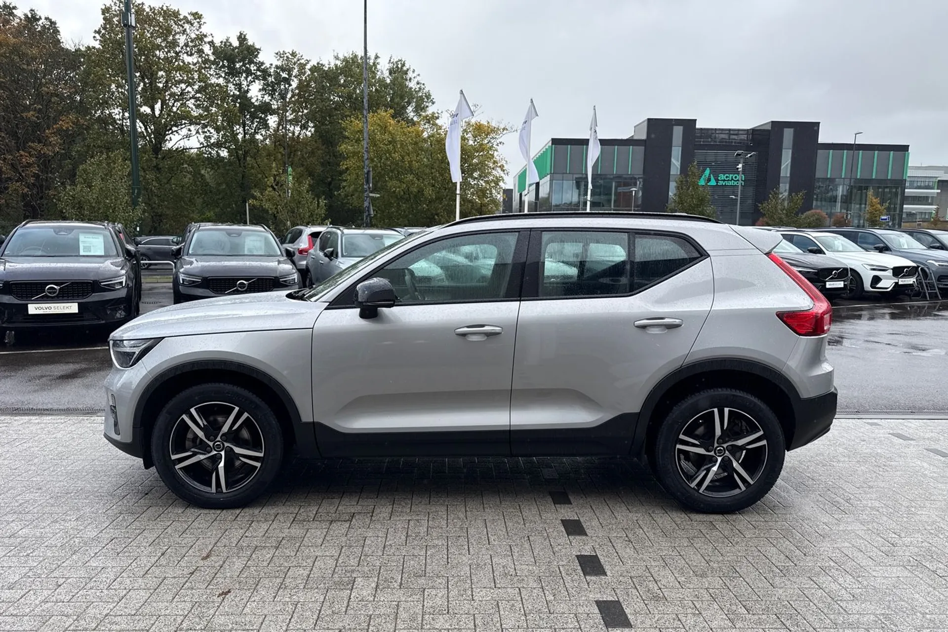 Volvo XC40 thumbnail image number 10