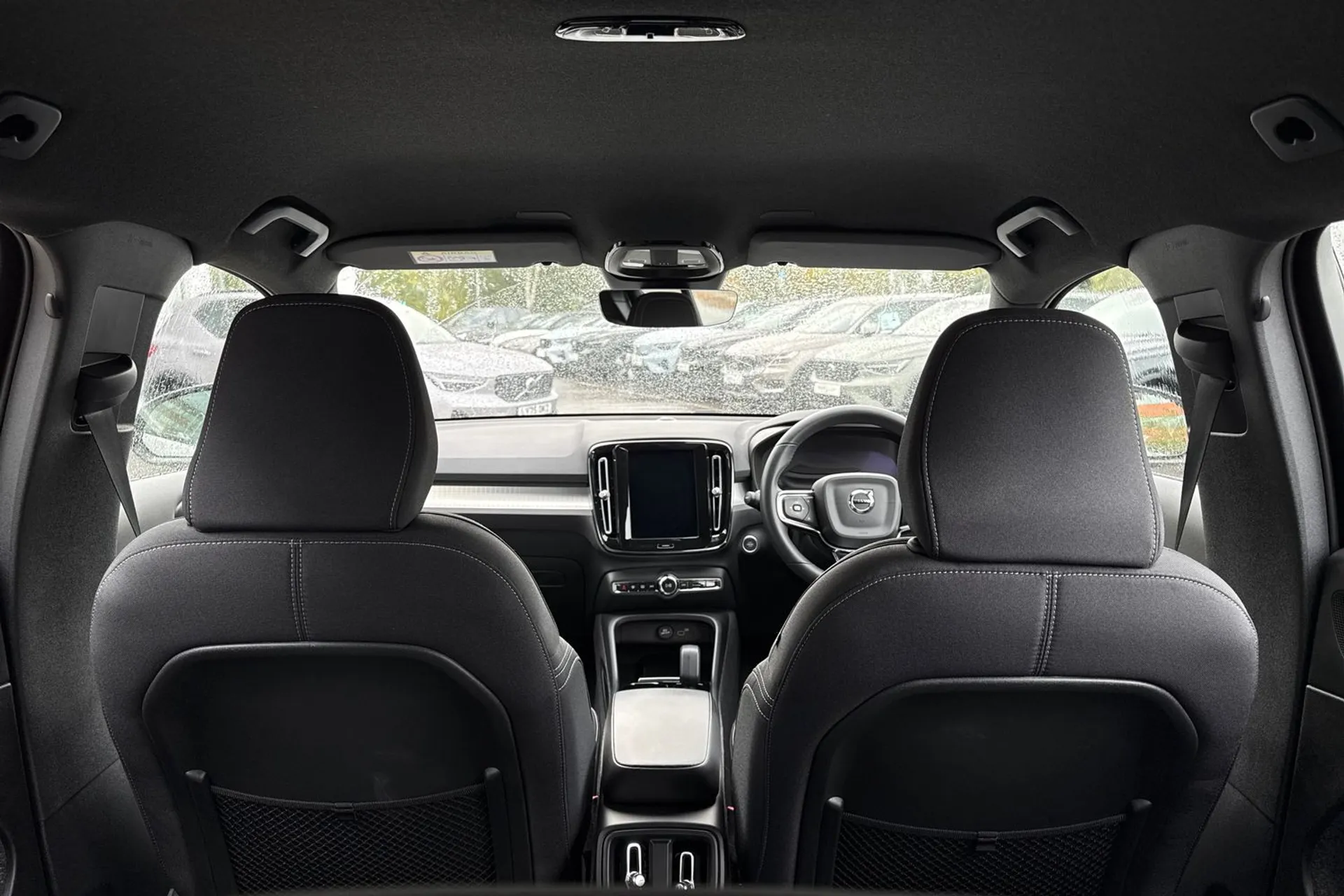 Volvo XC40 thumbnail image number 21