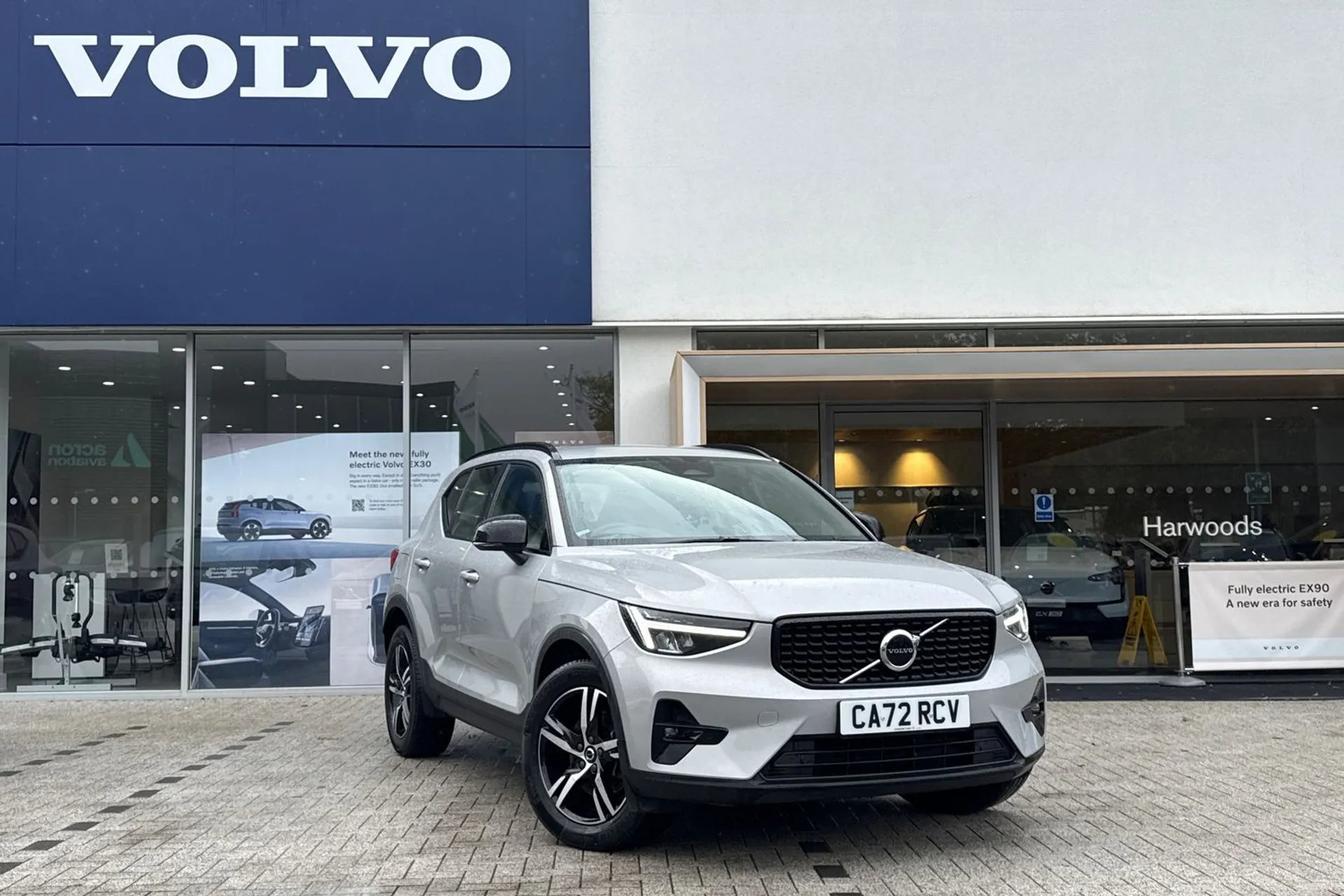 Volvo XC40 focused image