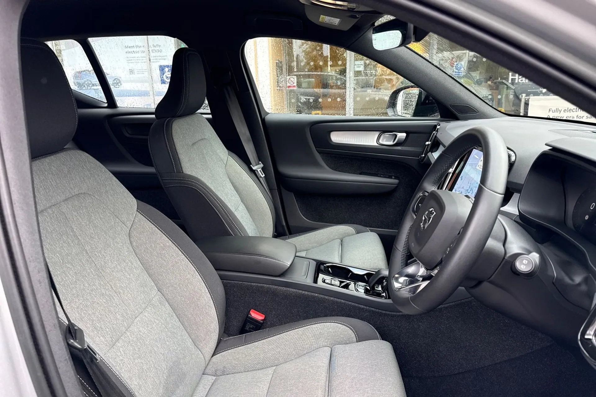 Volvo XC40 thumbnail image number 25