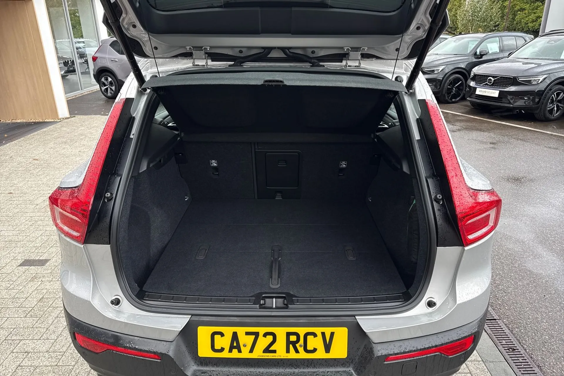 Volvo XC40 thumbnail image number 19