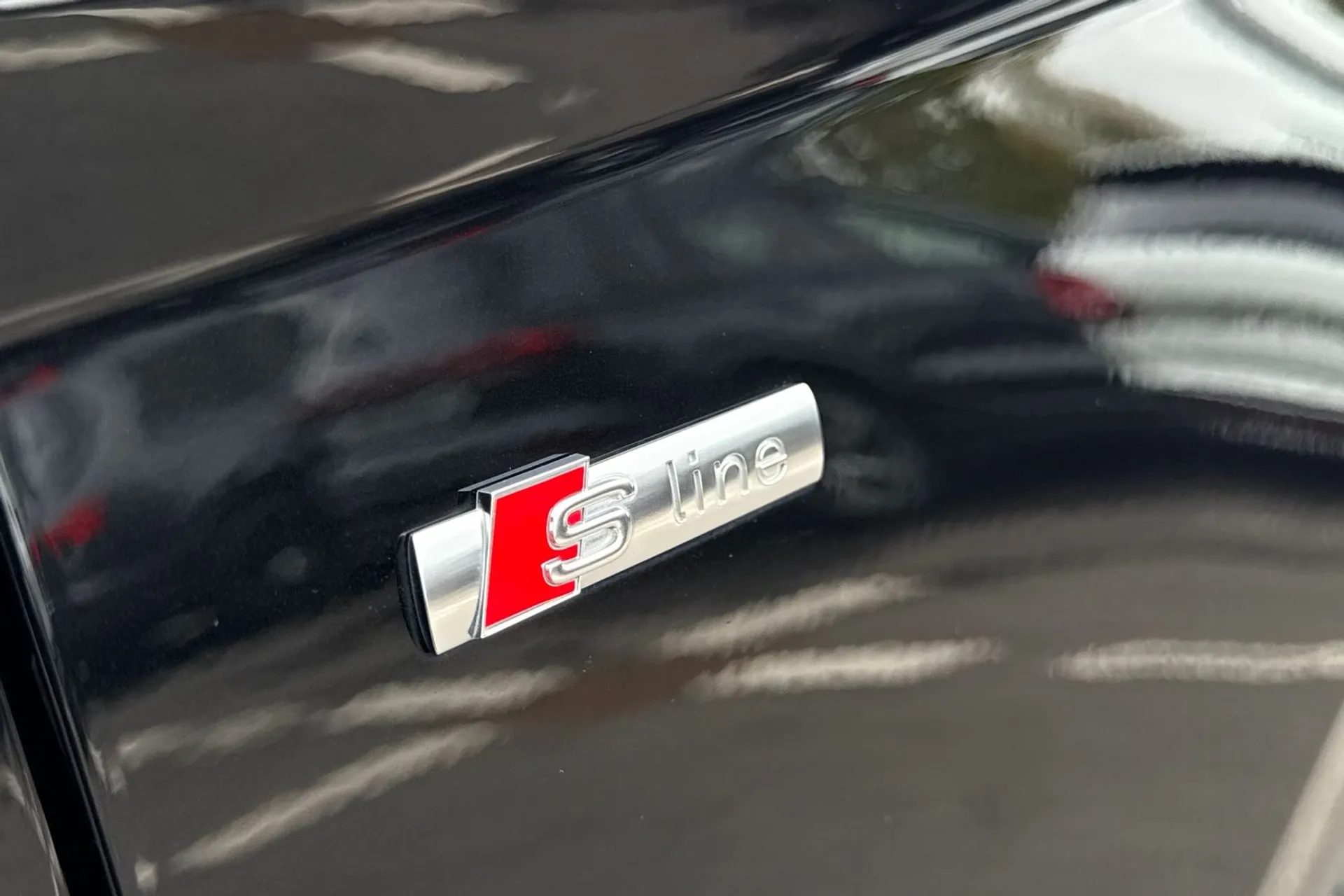 Audi Q5 thumbnail image number 24