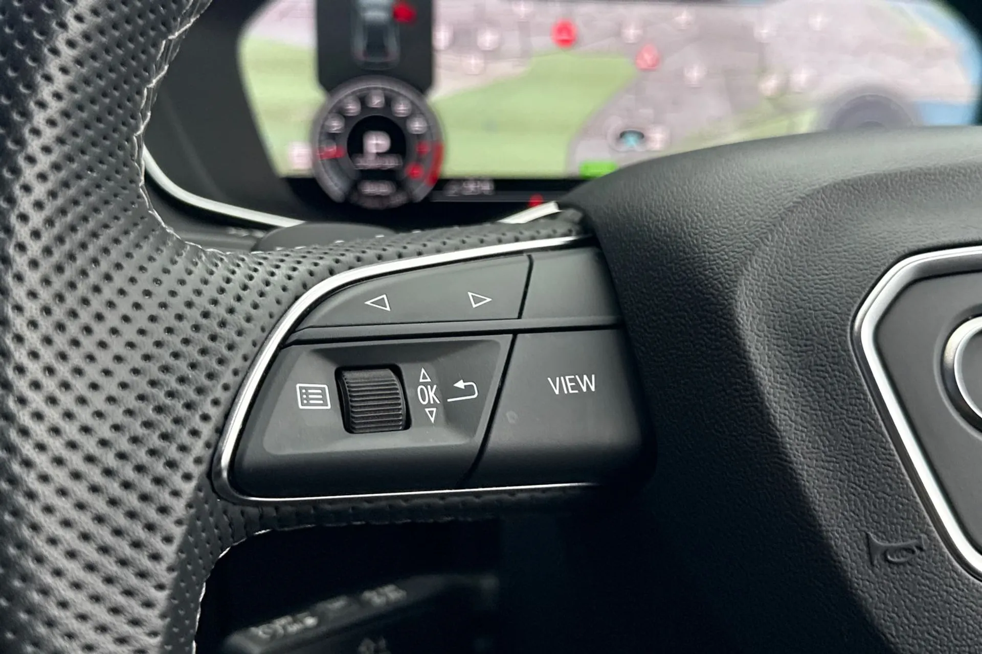 Audi Q5 thumbnail image number 39