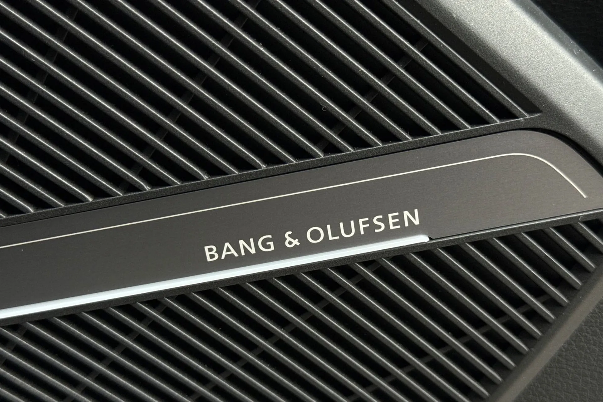 Audi Q5 thumbnail image number 28