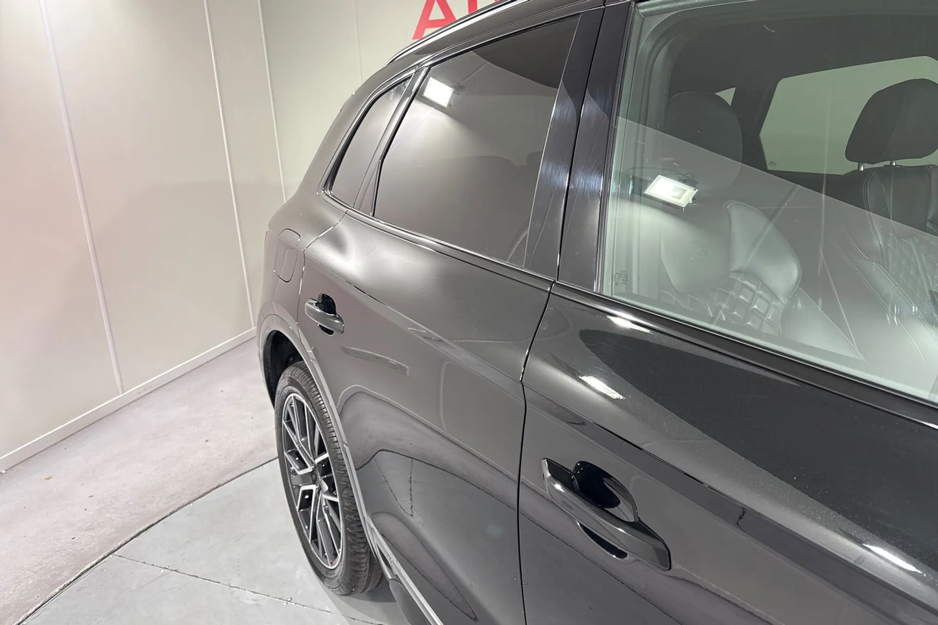 Audi Q5 thumbnail image number 14