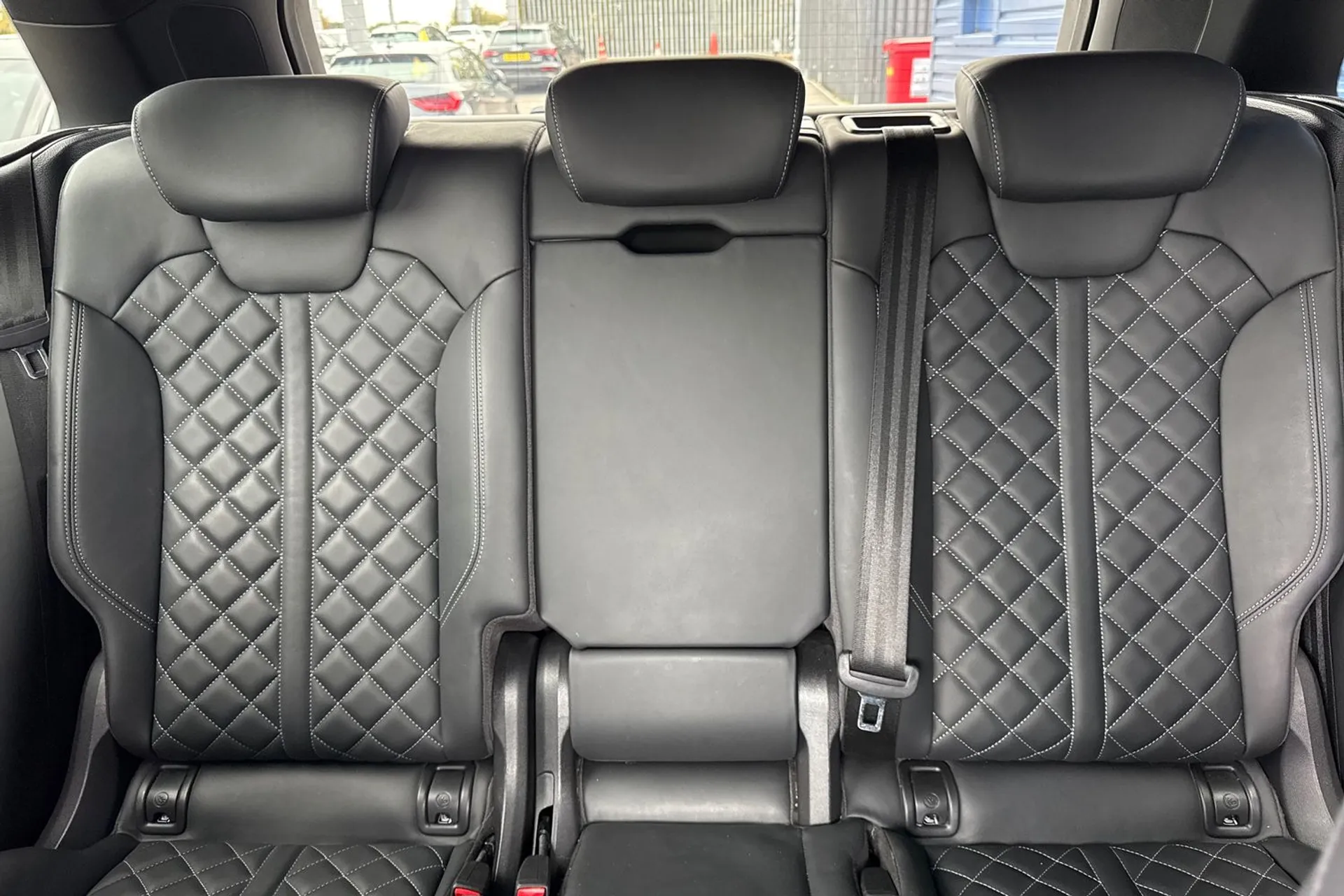 Audi Q5 thumbnail image number 33