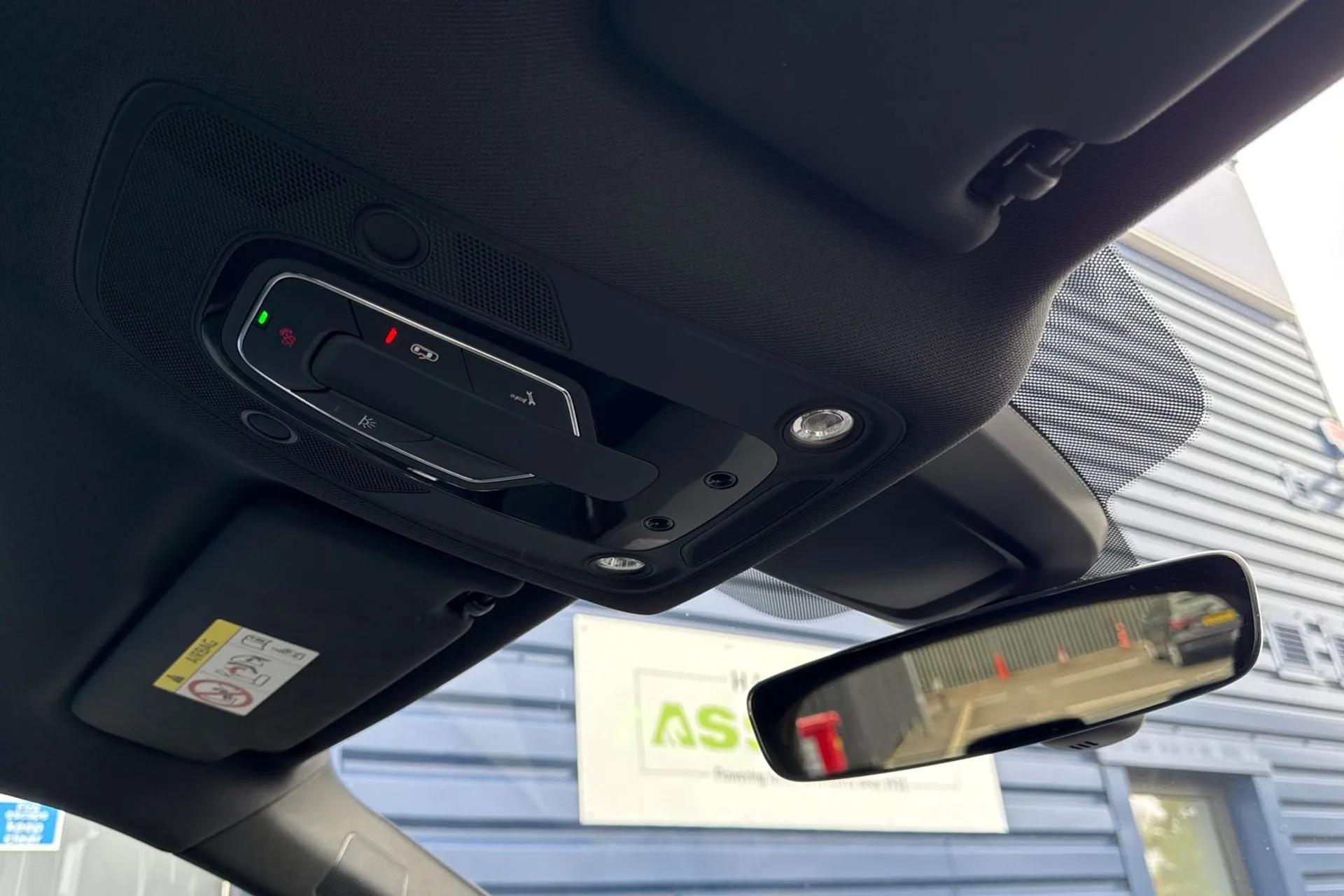 Audi Q5 thumbnail image number 44