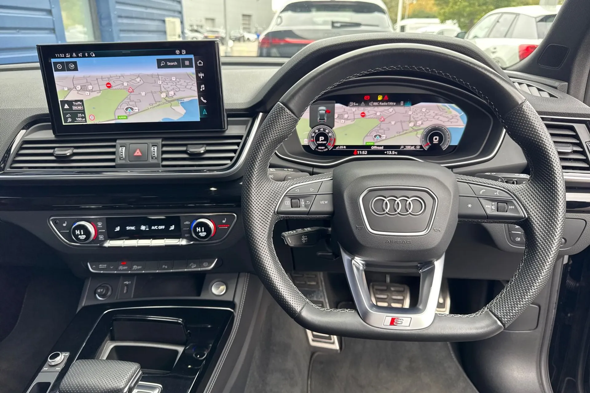 Audi Q5 thumbnail image number 37