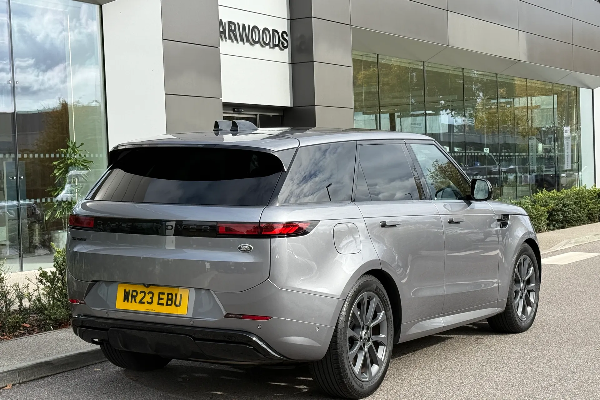 LAND ROVER RANGE ROVER SPORT thumbnail image number 14