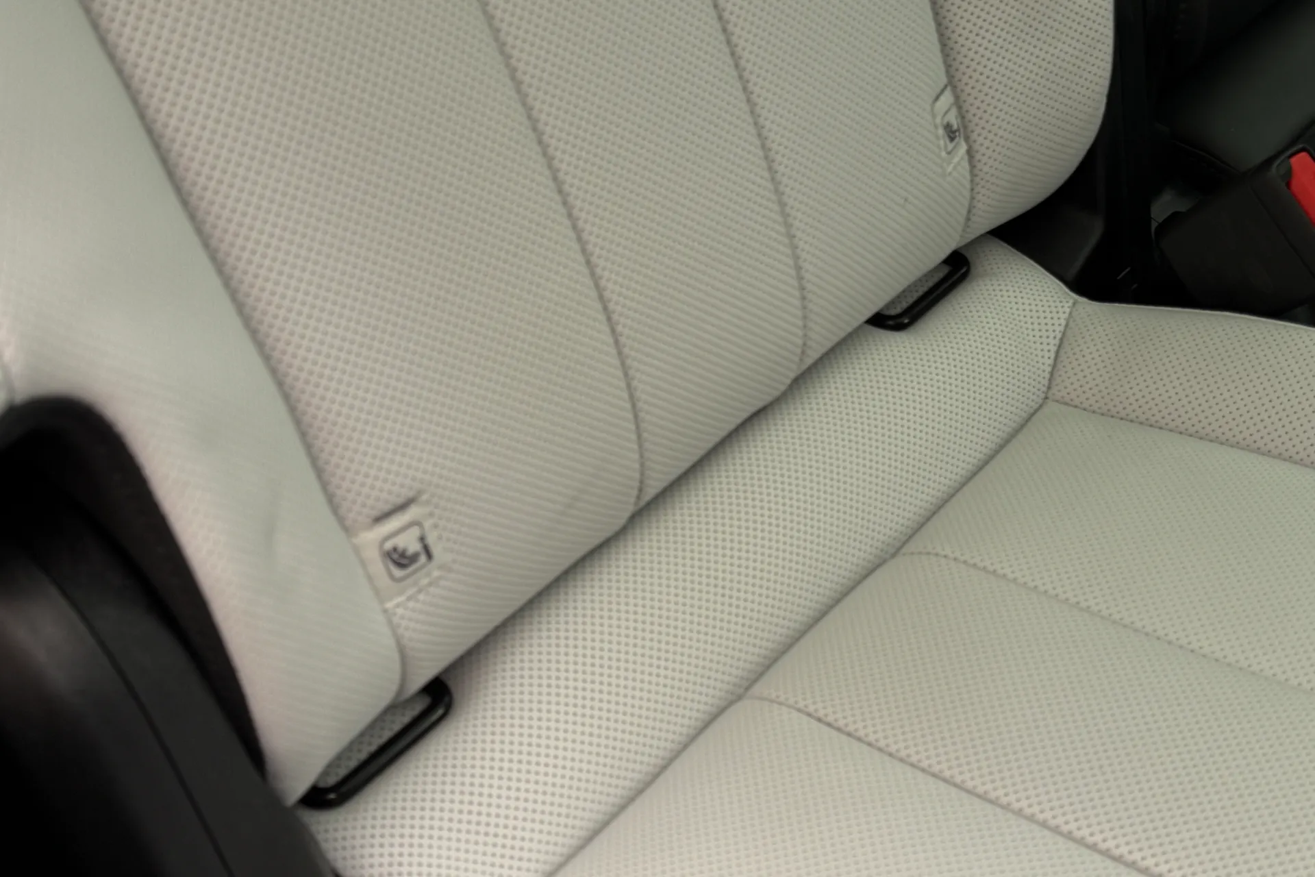 LAND ROVER RANGE ROVER SPORT thumbnail image number 38