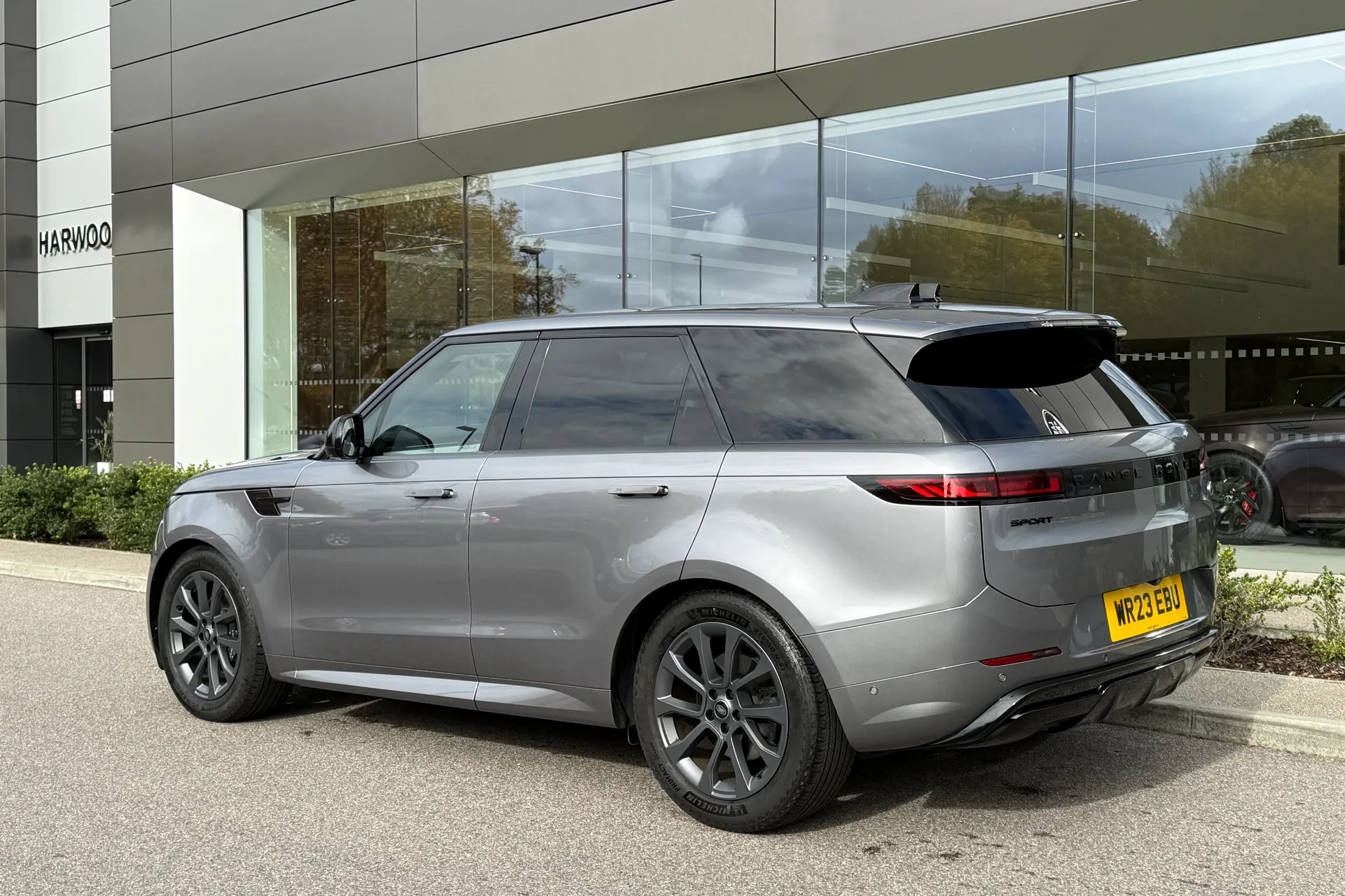 LAND ROVER RANGE ROVER SPORT thumbnail image number 19