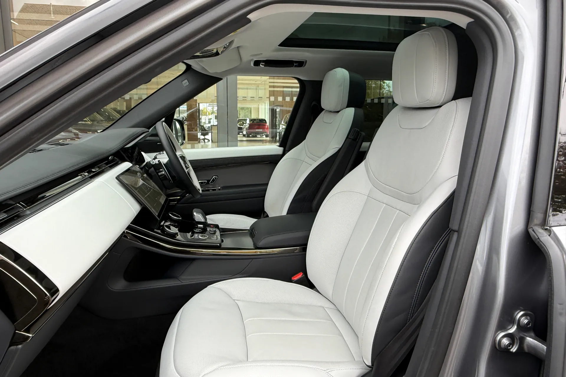 LAND ROVER RANGE ROVER SPORT thumbnail image number 43