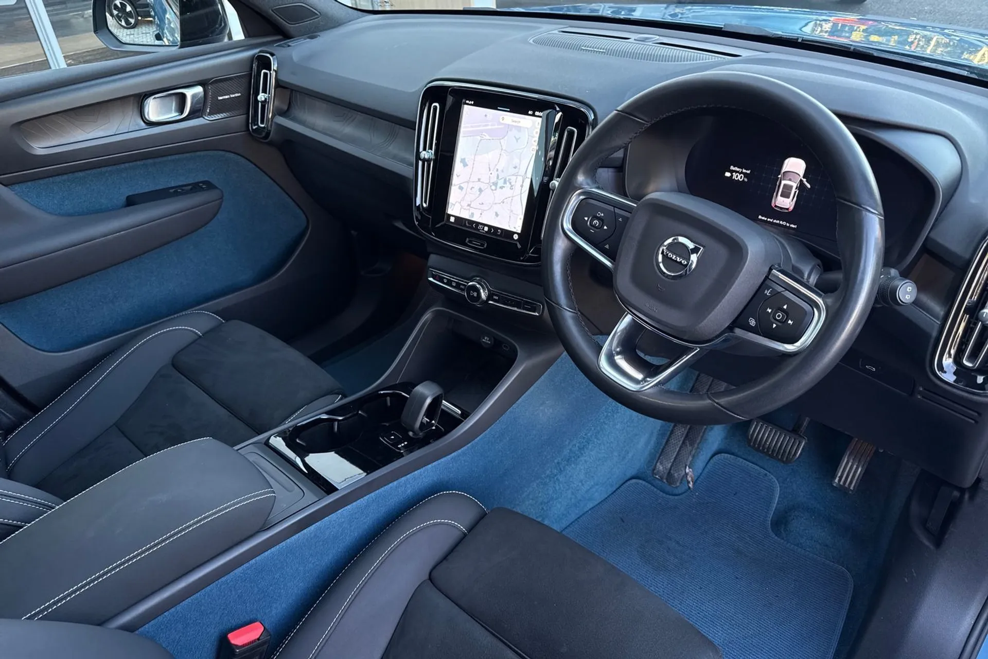 Volvo XC40 thumbnail image number 5