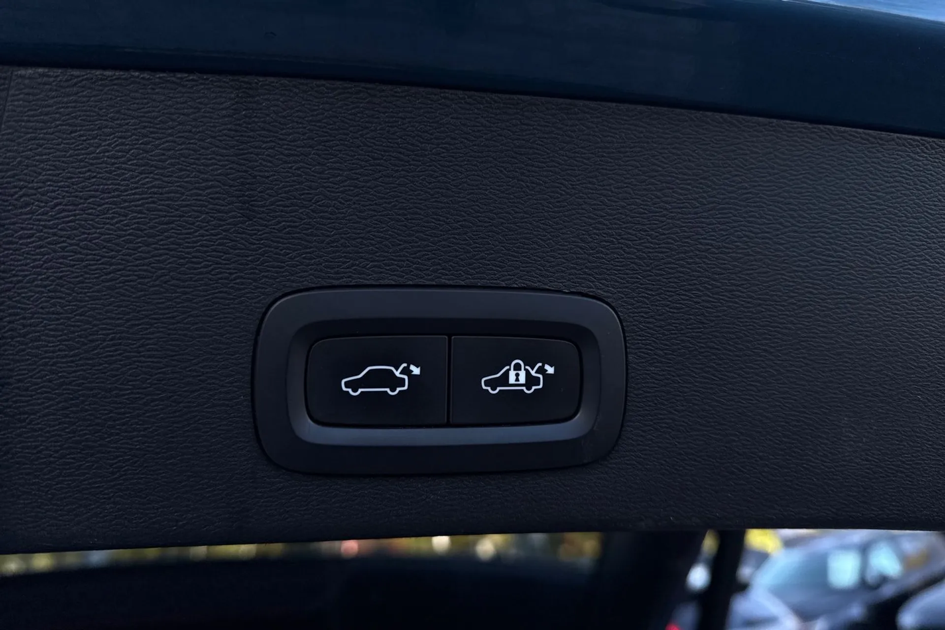 Volvo XC40 thumbnail image number 20