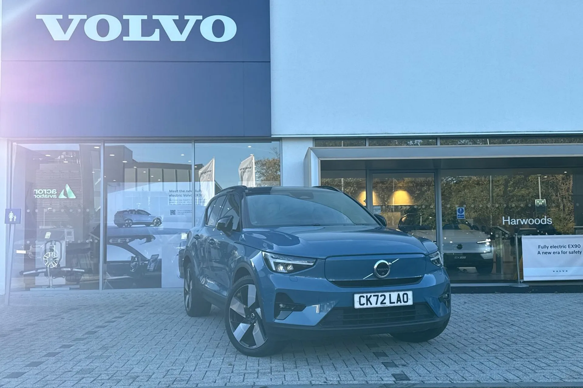 Volvo XC40 focused image