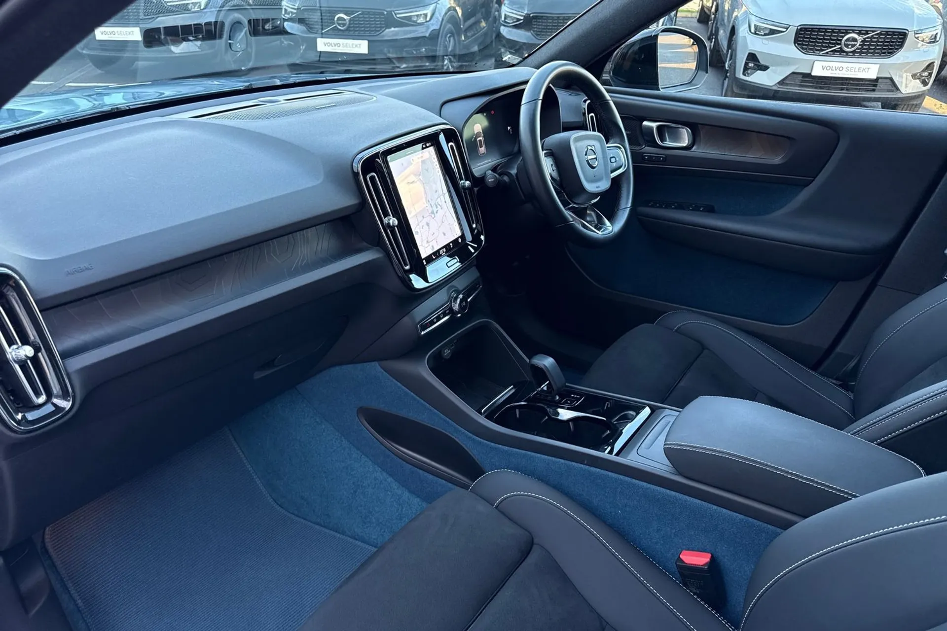 Volvo XC40 thumbnail image number 26