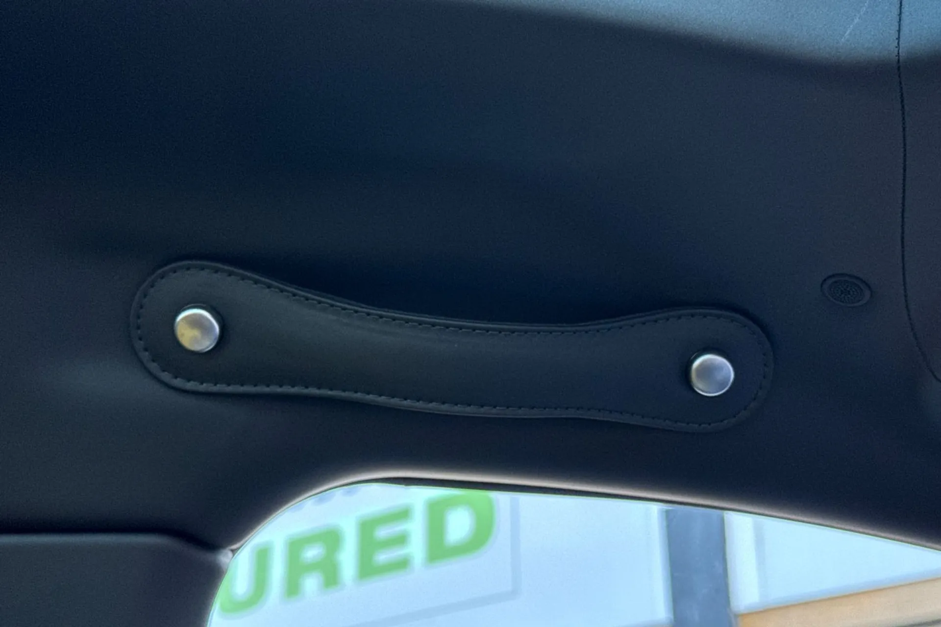 Aston Martin DBX thumbnail image number 64