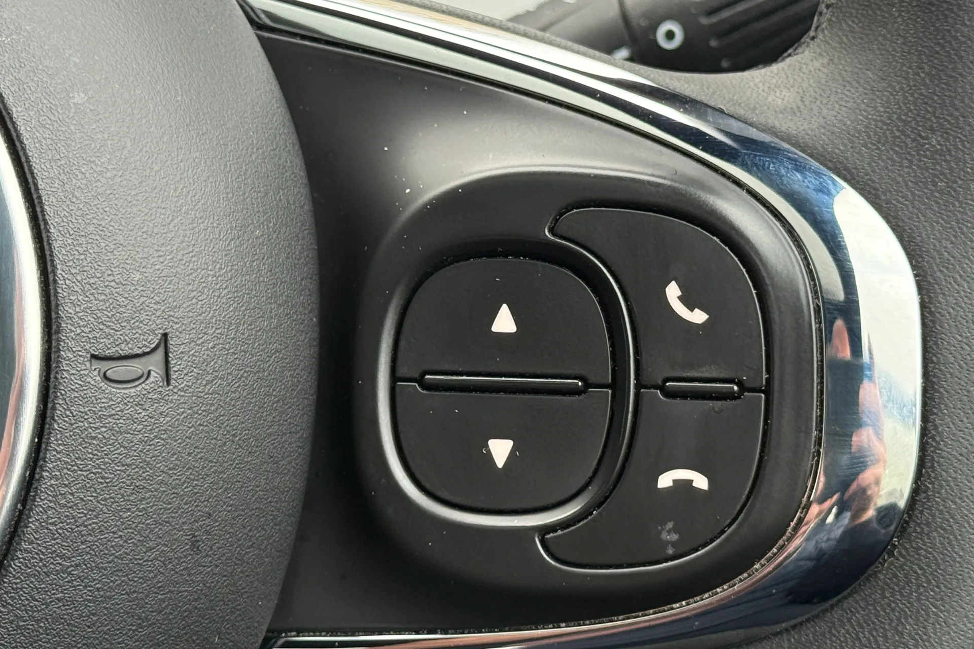 FIAT 500 thumbnail image number 31