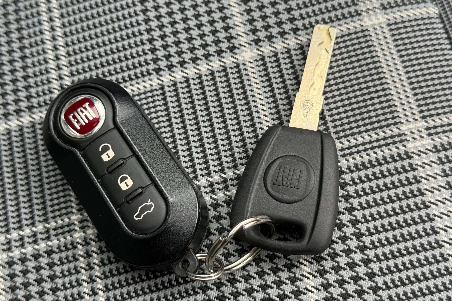 FIAT 500 thumbnail image number 59