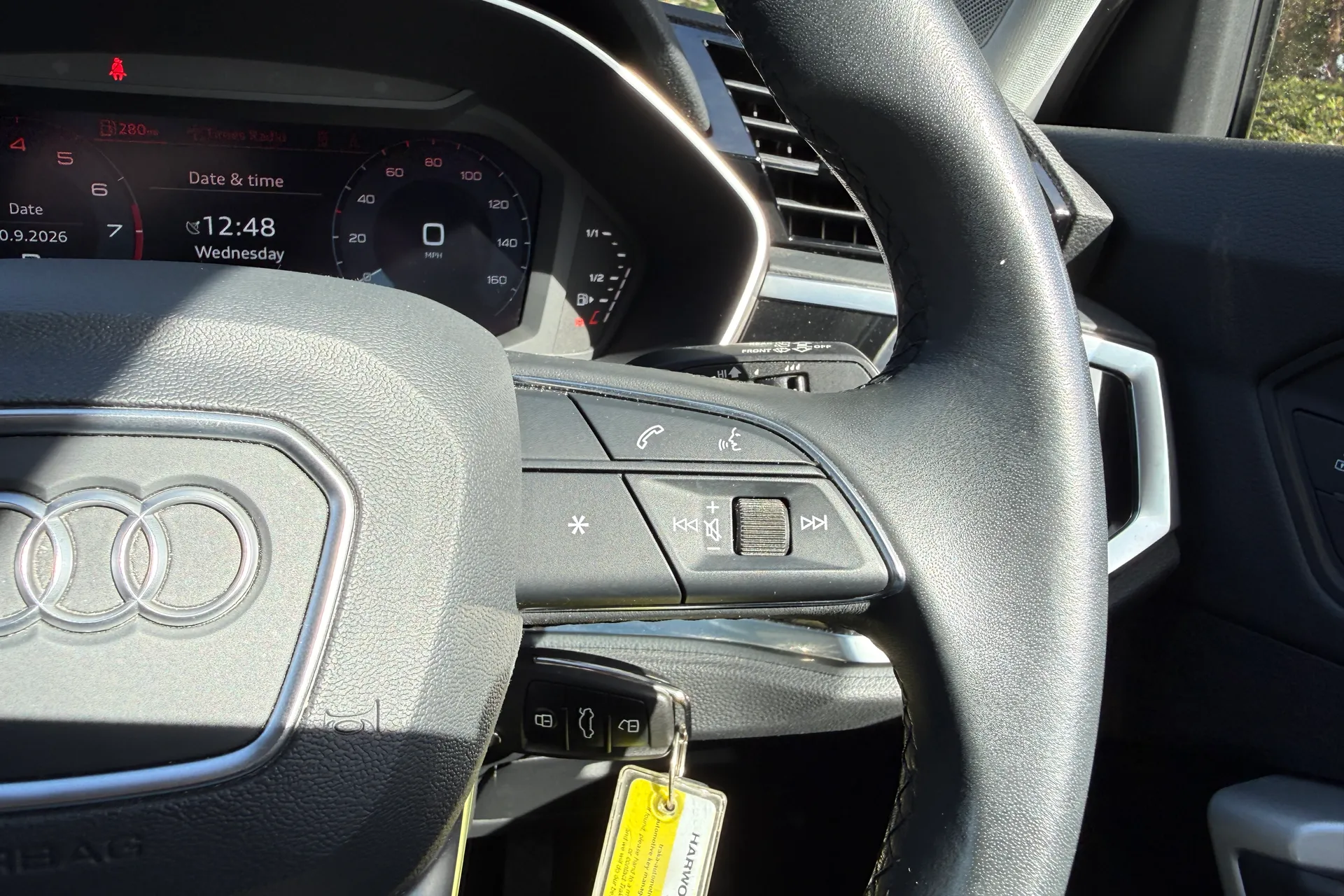 Audi Q3 thumbnail image number 40