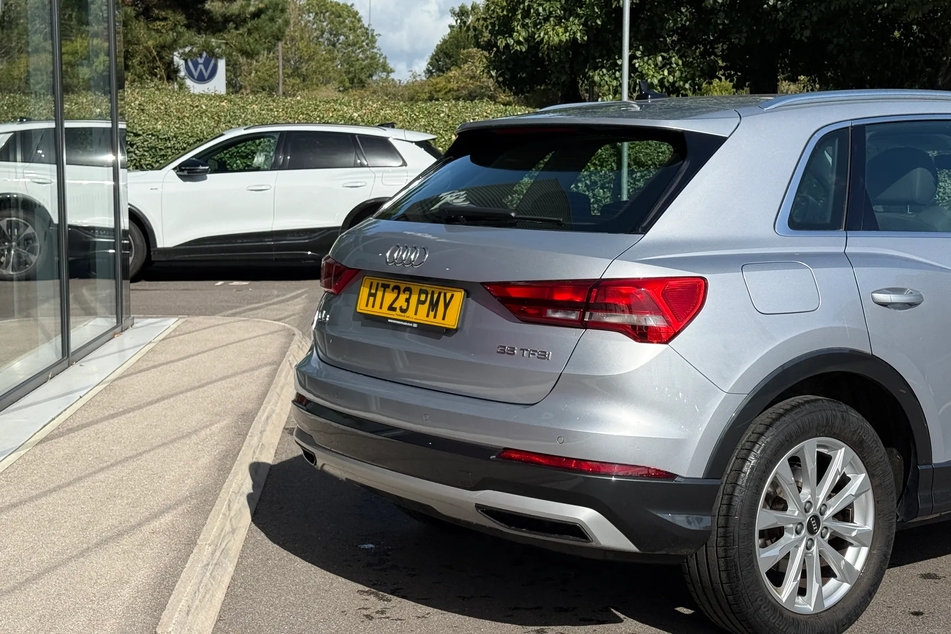 Audi Q3 thumbnail image number 28