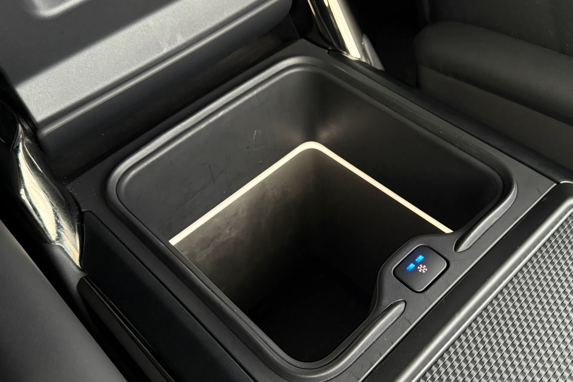 LAND ROVER RANGE ROVER SPORT thumbnail image number 36