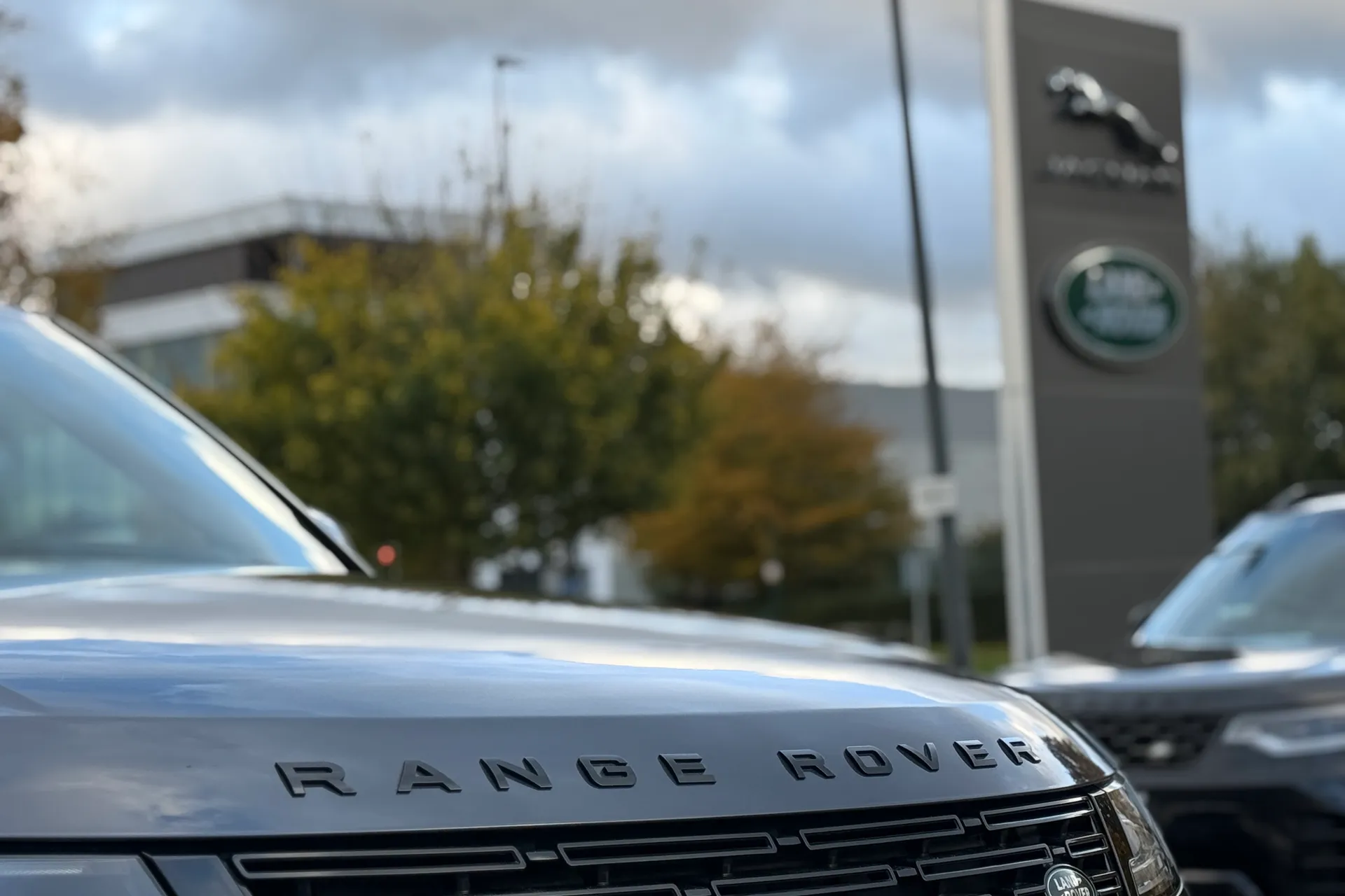 LAND ROVER RANGE ROVER SPORT thumbnail image number 16