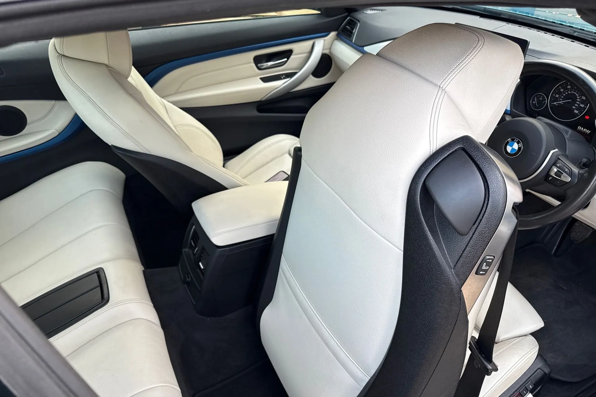 BMW 4 SERIES thumbnail image number 25