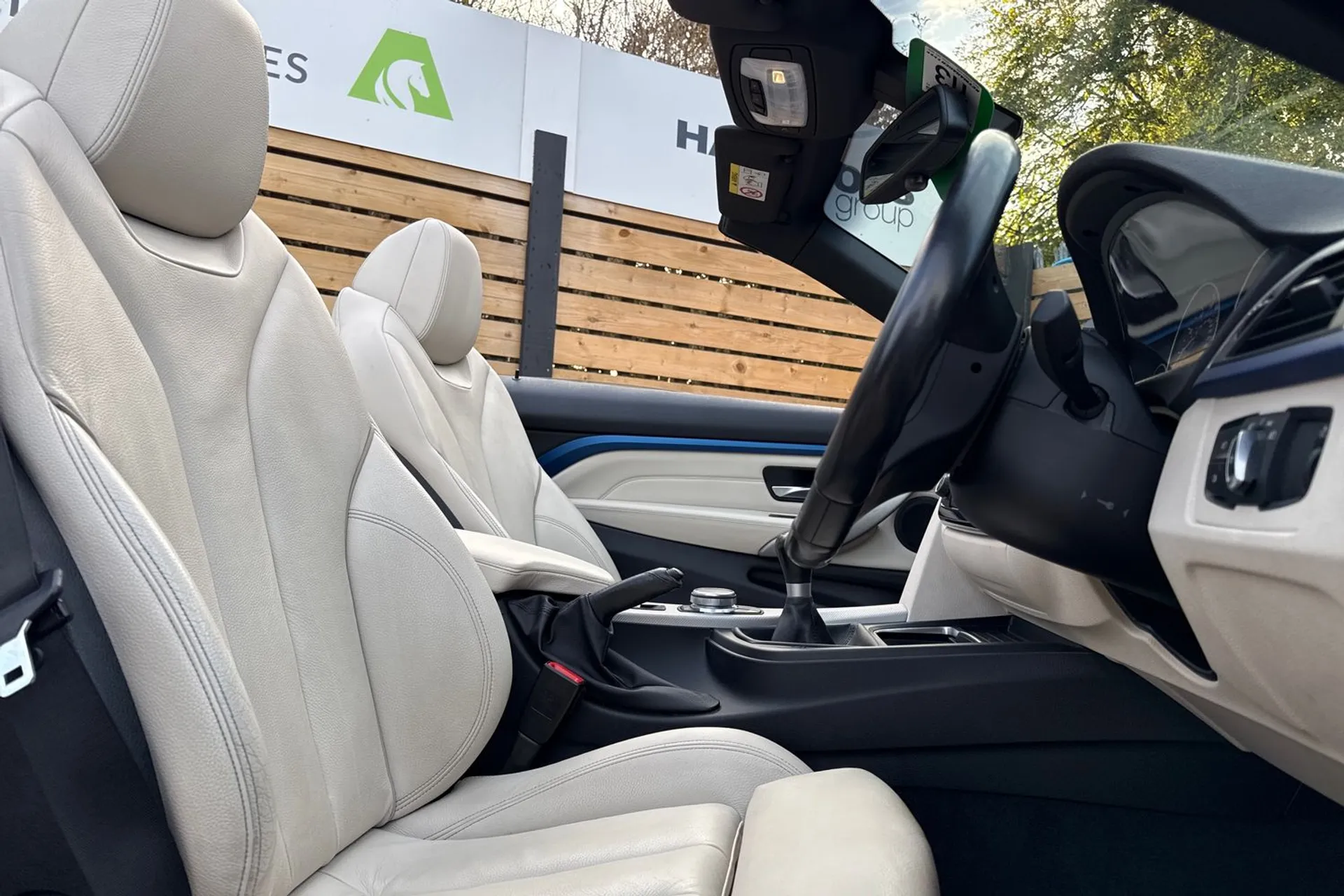 BMW 4 SERIES thumbnail image number 27