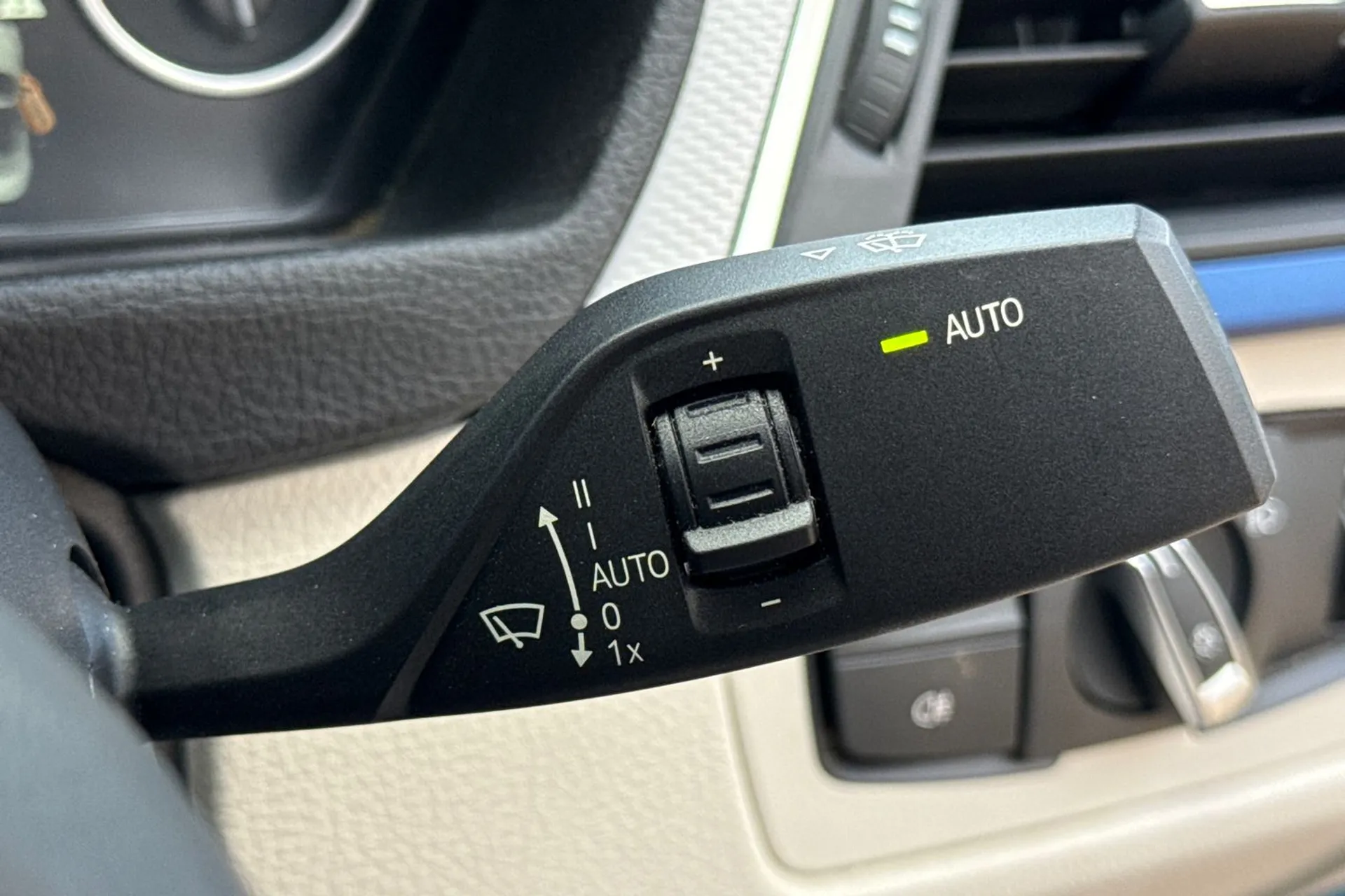 BMW 4 SERIES thumbnail image number 48