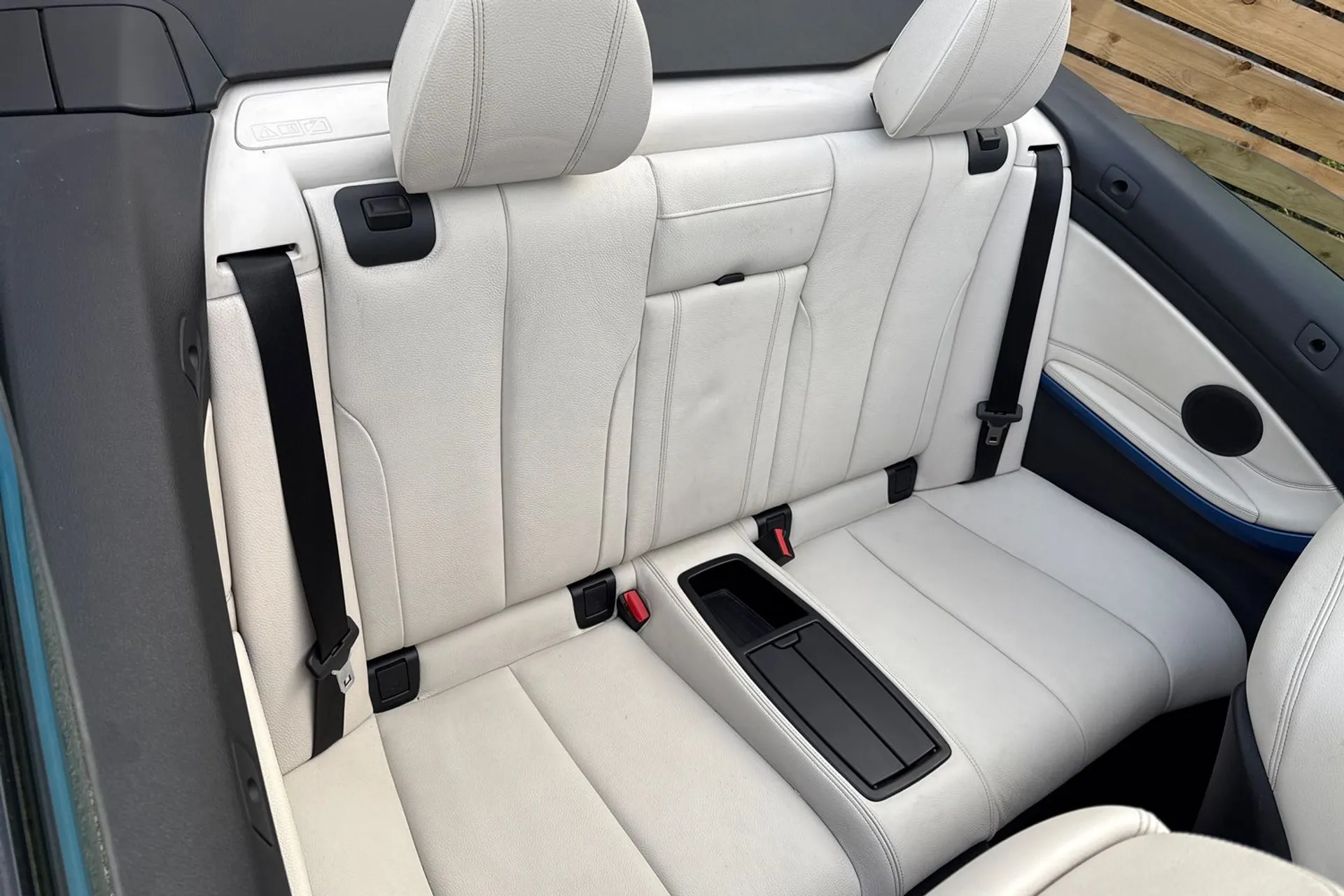 BMW 4 SERIES thumbnail image number 24