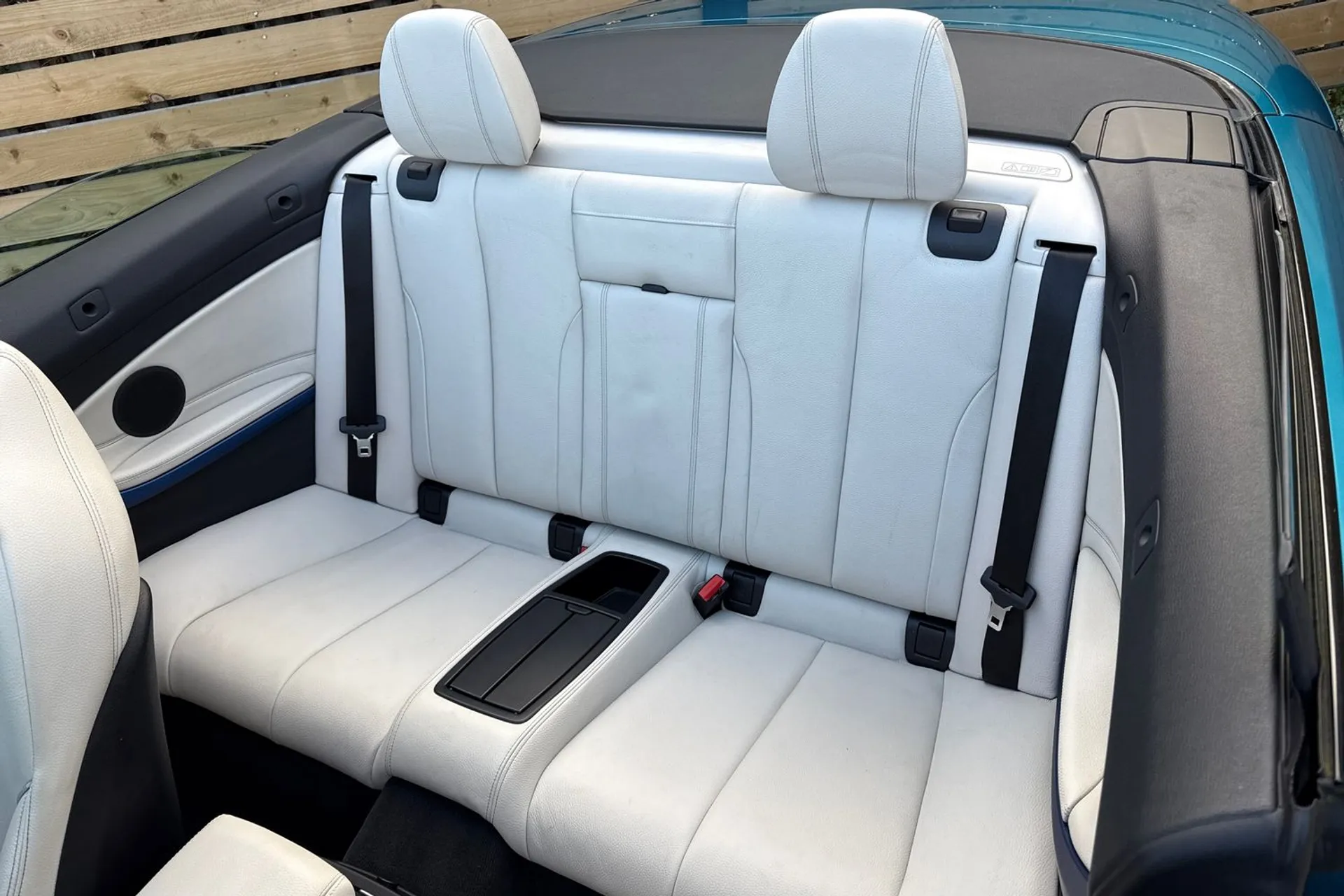 BMW 4 SERIES thumbnail image number 32