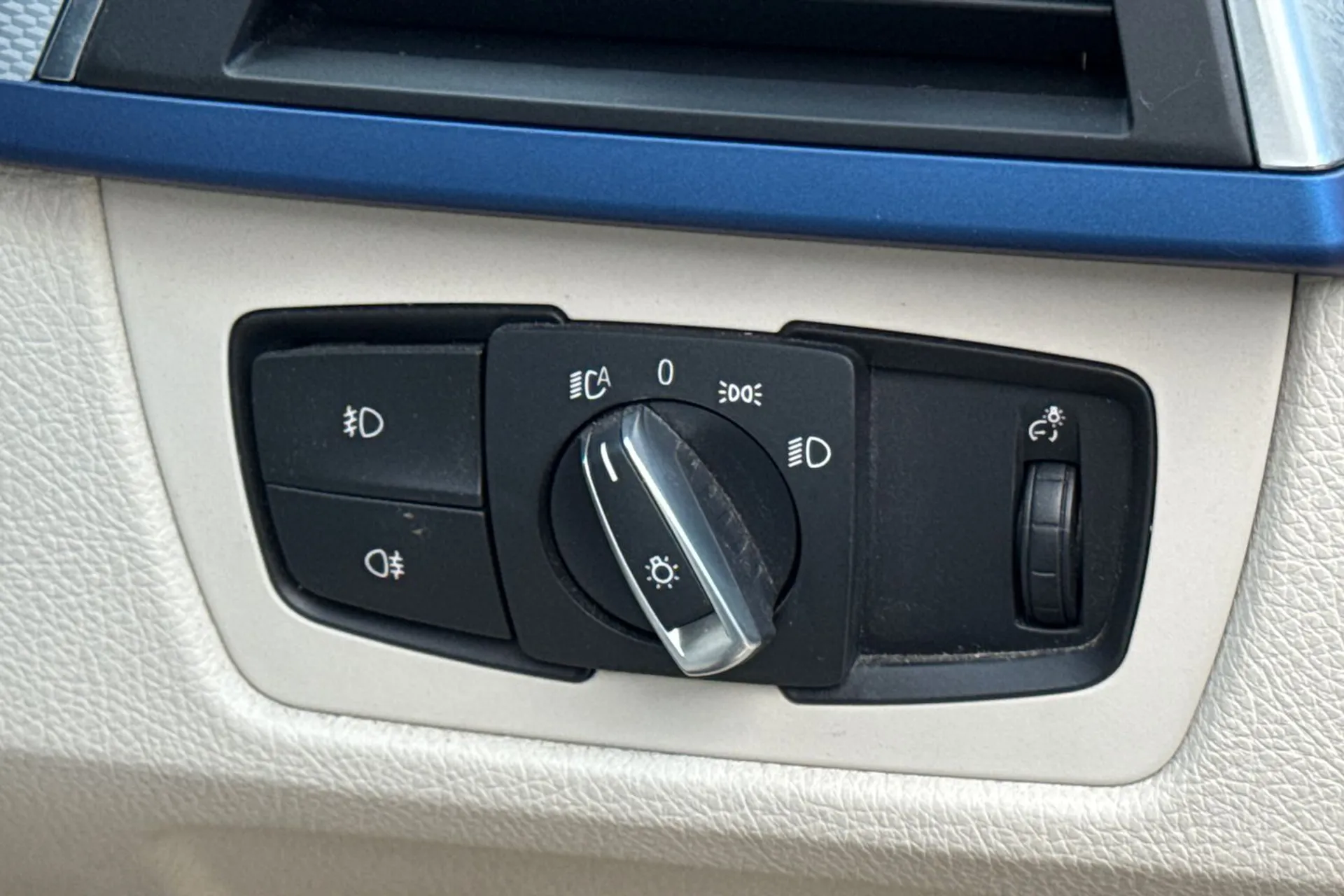 BMW 4 SERIES thumbnail image number 47