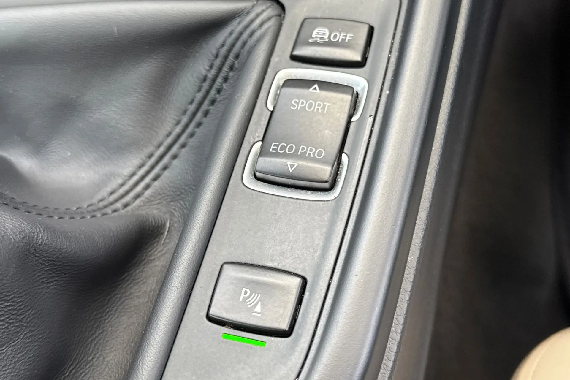 BMW 4 SERIES thumbnail image number 53