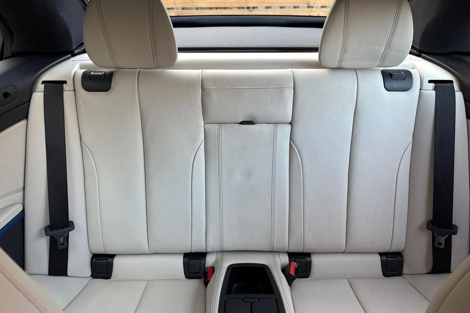 BMW 4 SERIES thumbnail image number 33