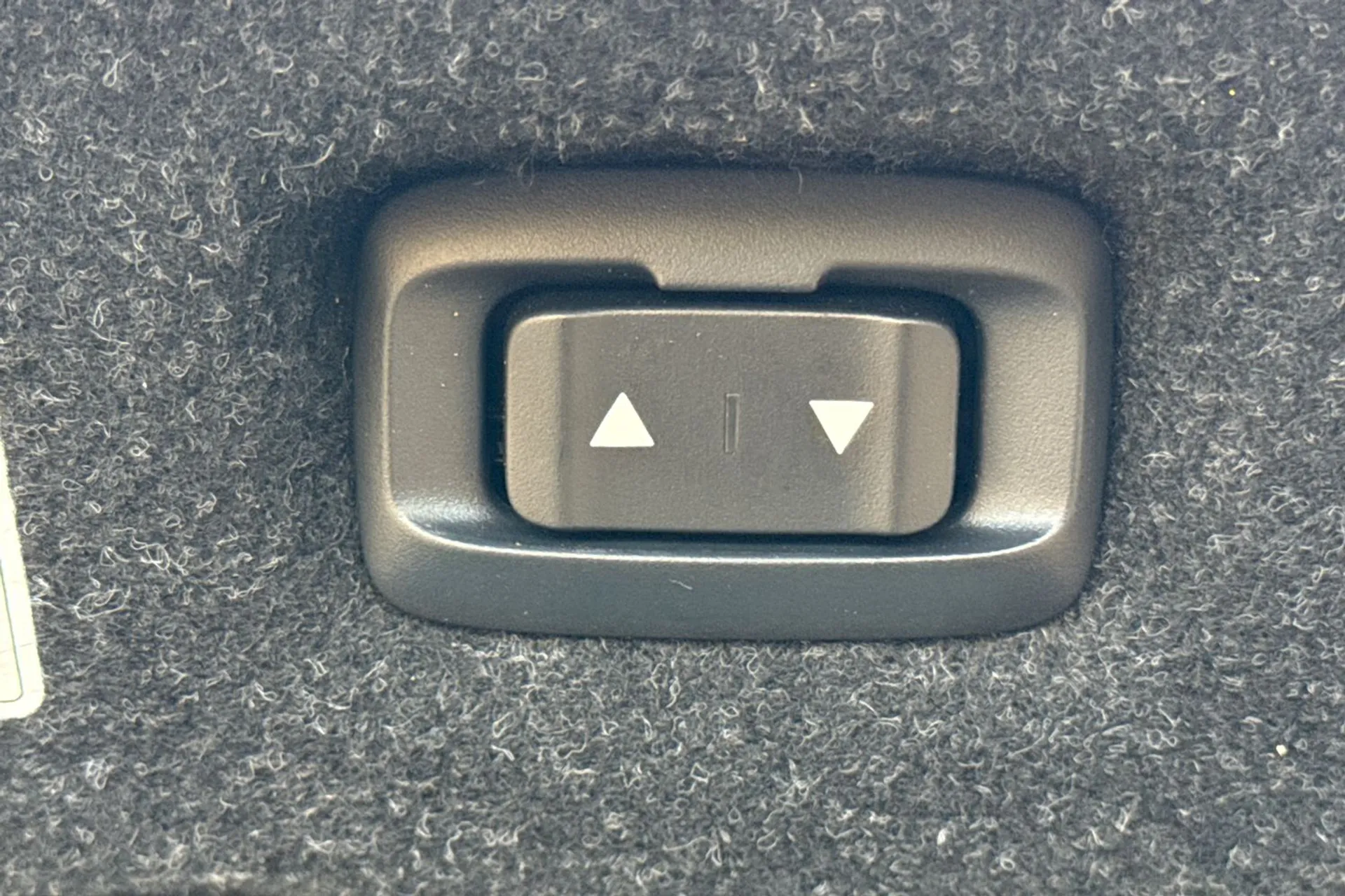 BMW 4 SERIES thumbnail image number 22