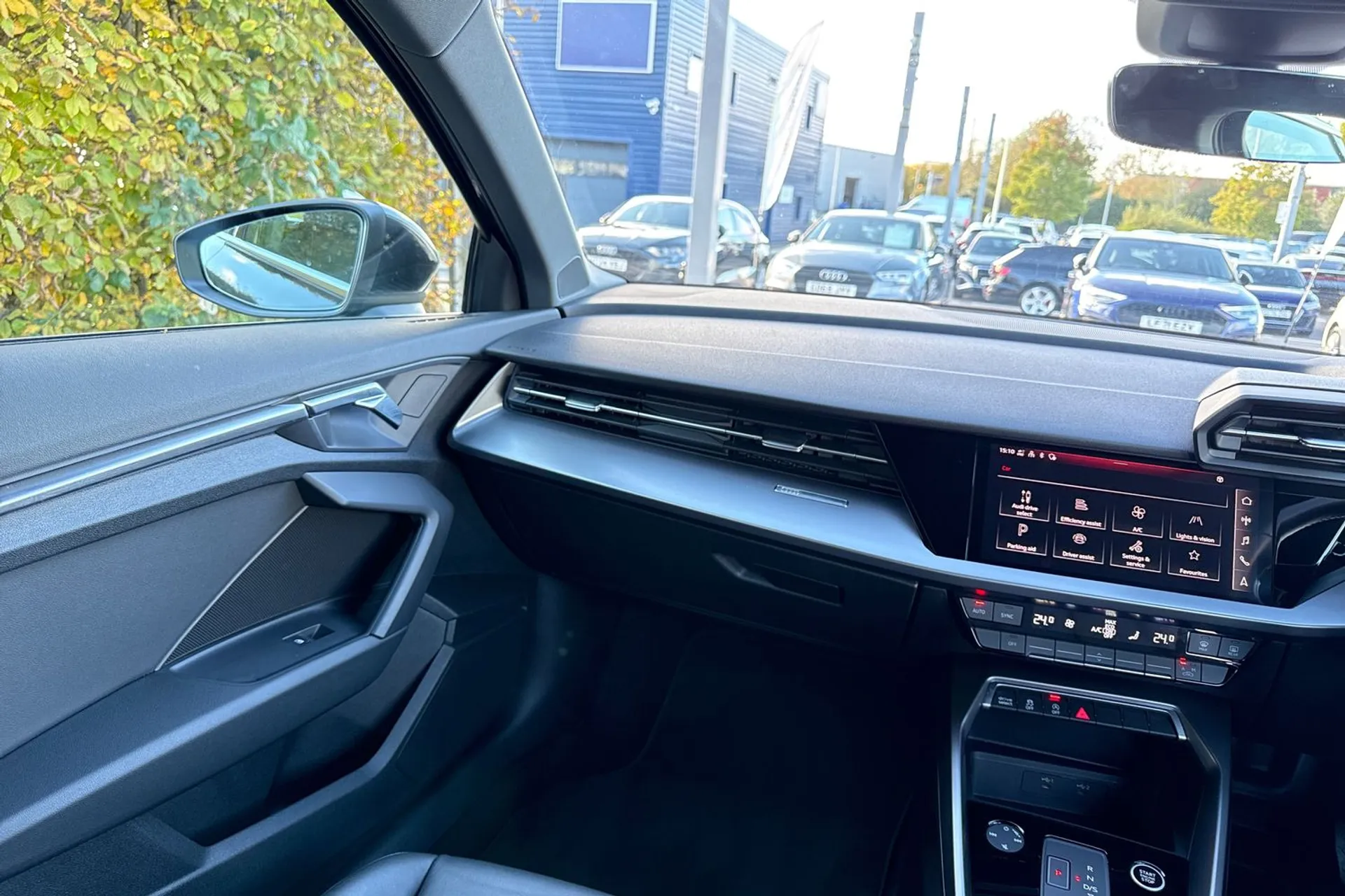 Audi A3 thumbnail image number 36