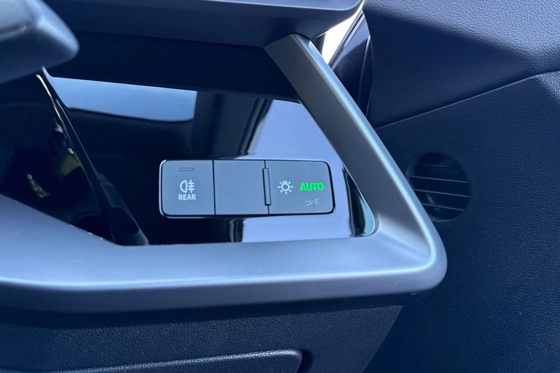 Audi A3 thumbnail image number 47