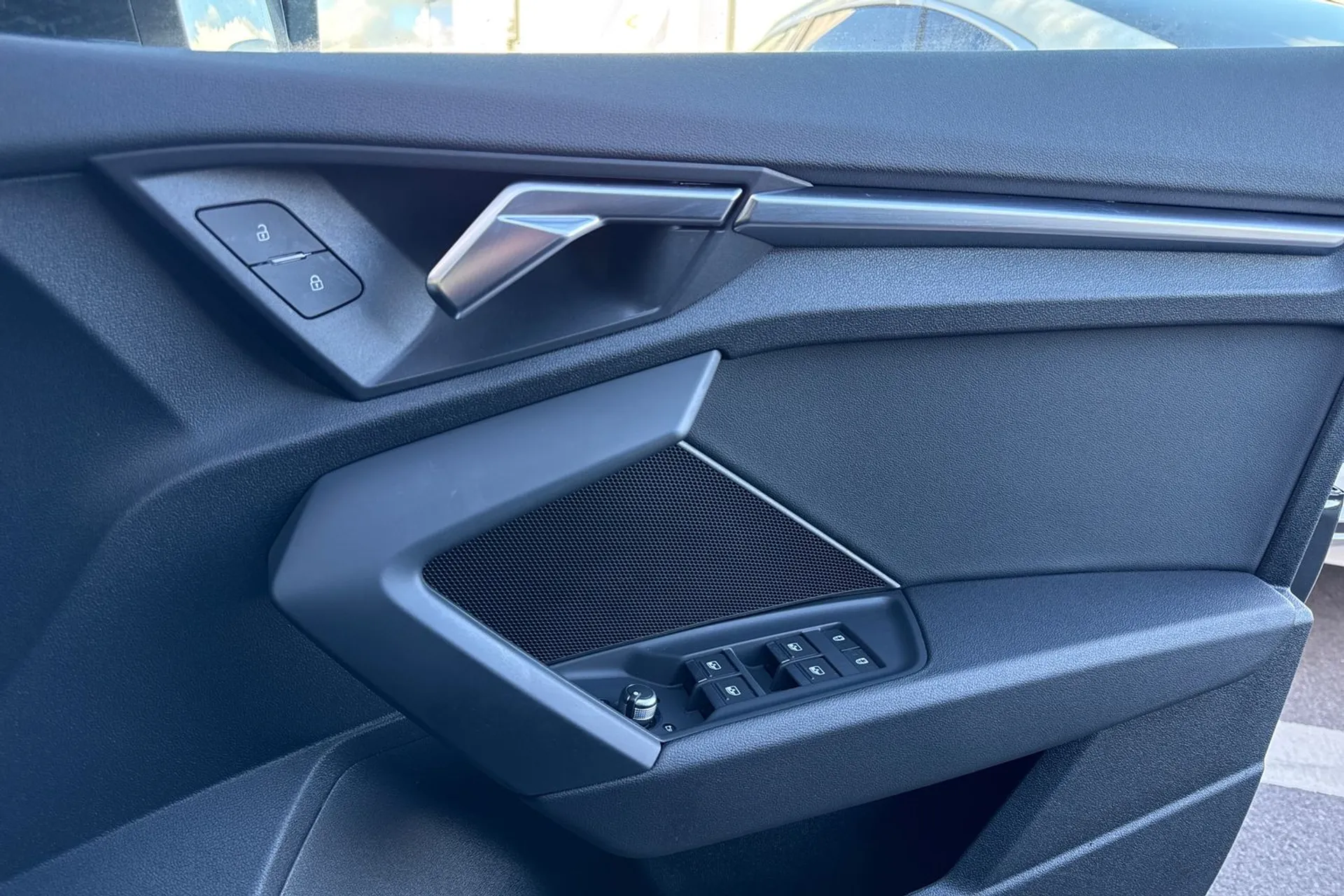 Audi A3 thumbnail image number 42