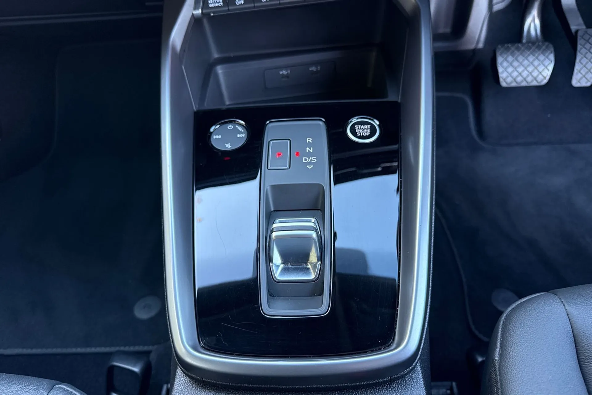 Audi A3 thumbnail image number 39