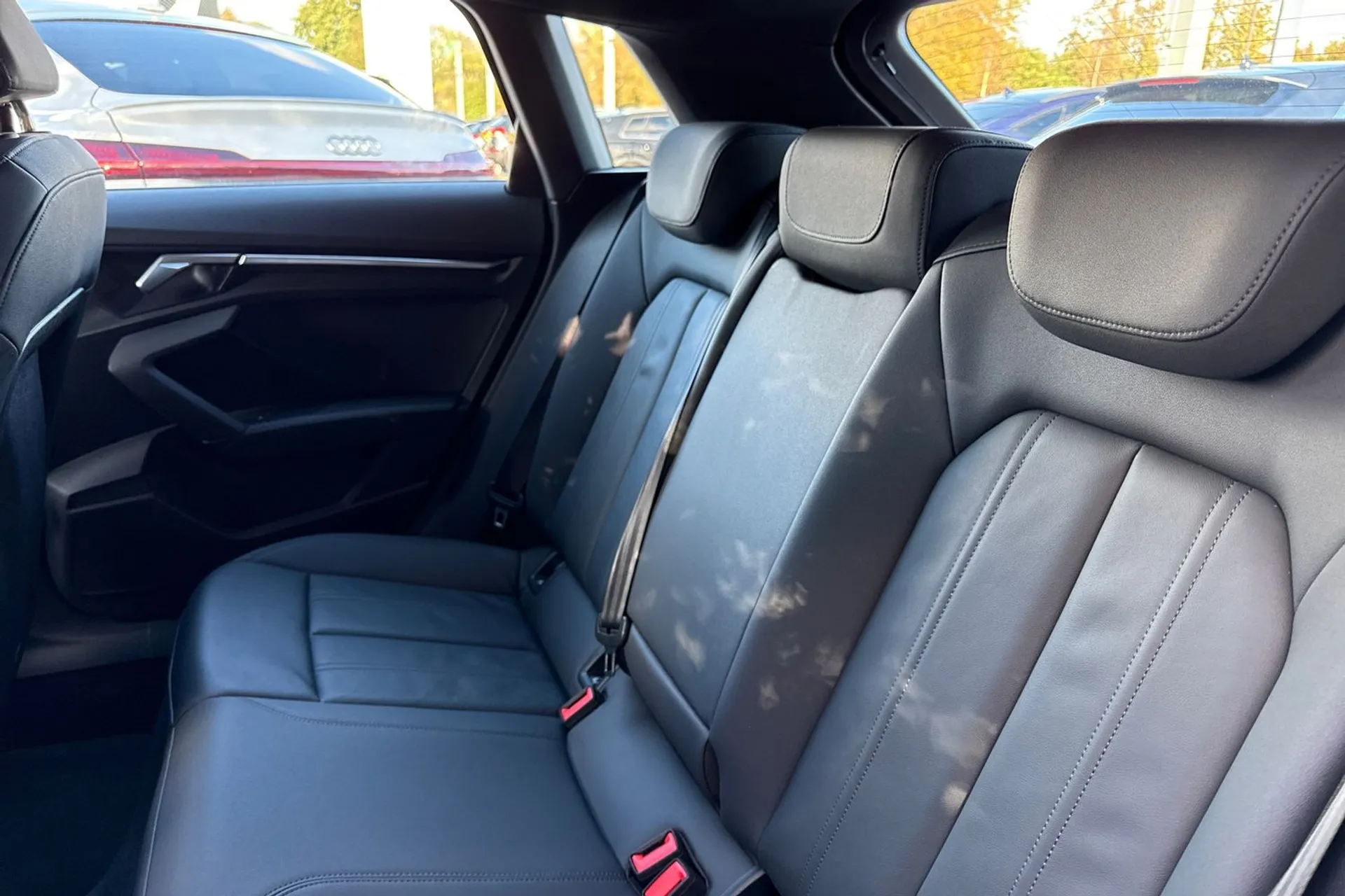 Audi A3 thumbnail image number 32