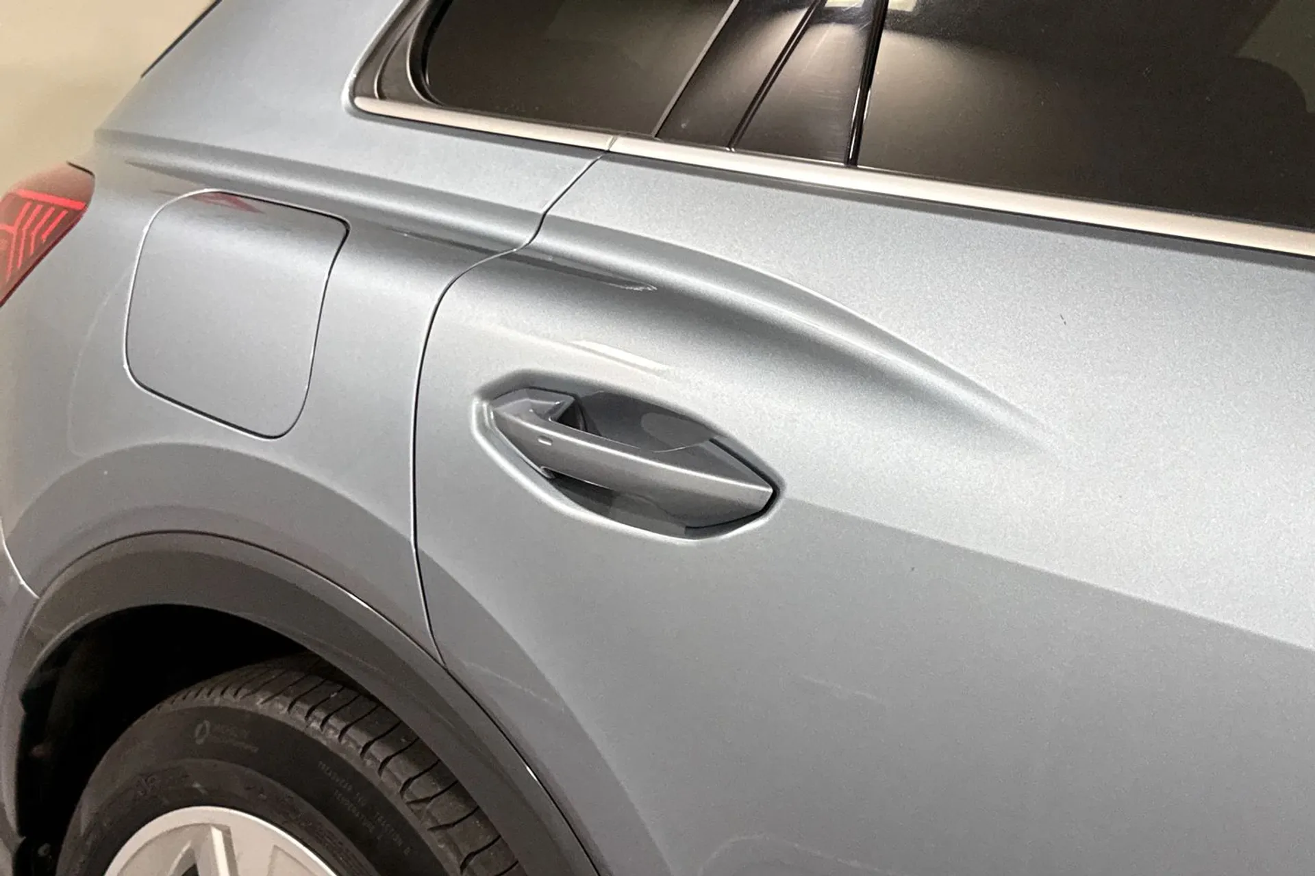 Audi Q4 thumbnail image number 15